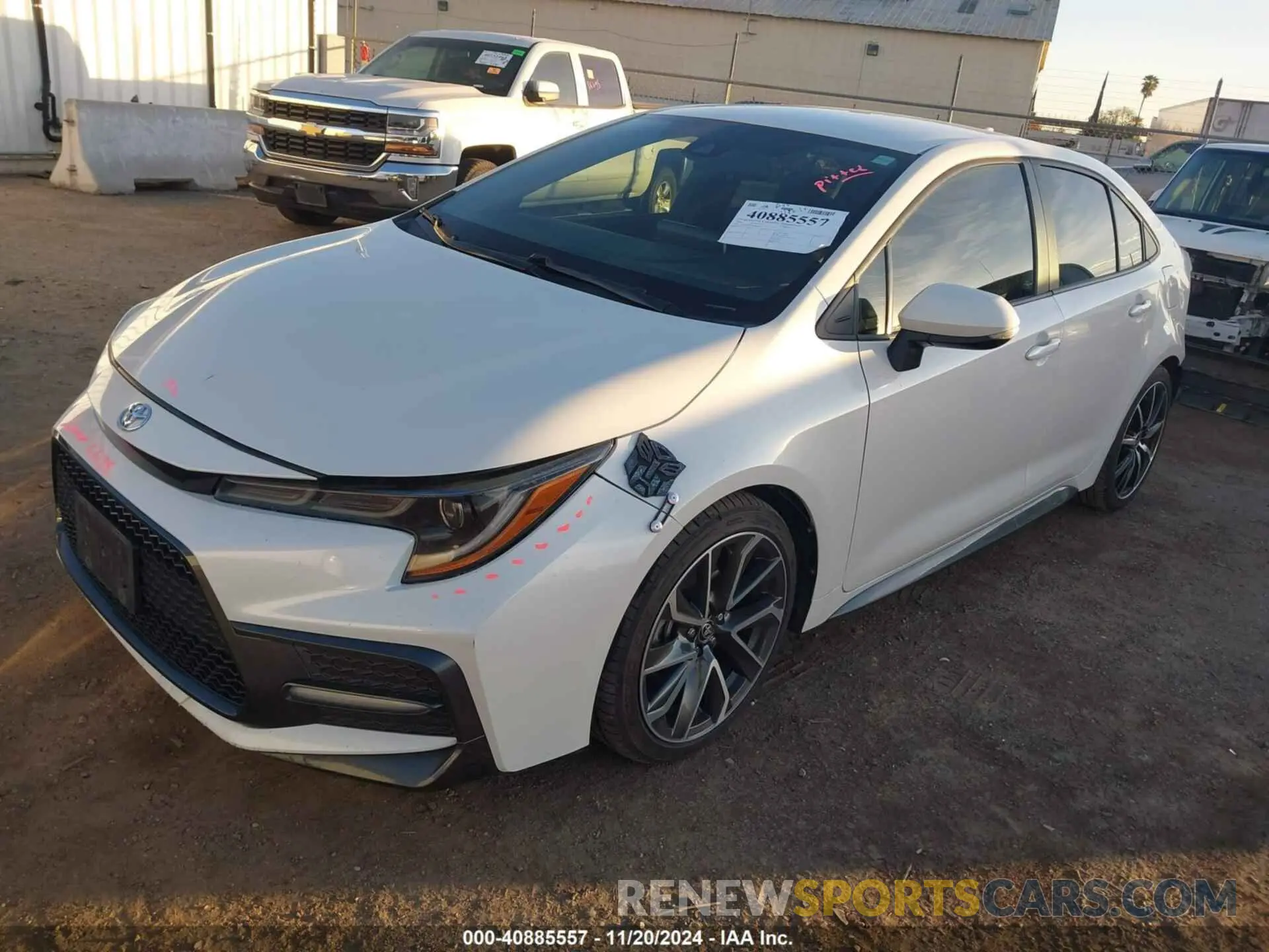 2 fotografías del automóvil dañado 5YFS4RCE5LP046541 TOYOTA COROLLA 2020