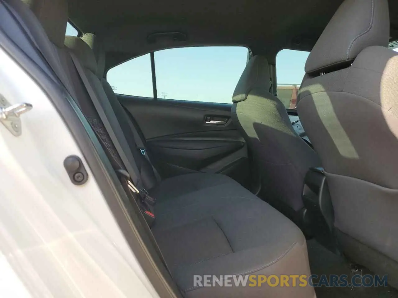 10 fotografías del automóvil dañado 5YFS4RCE5LP047706 TOYOTA COROLLA 2020