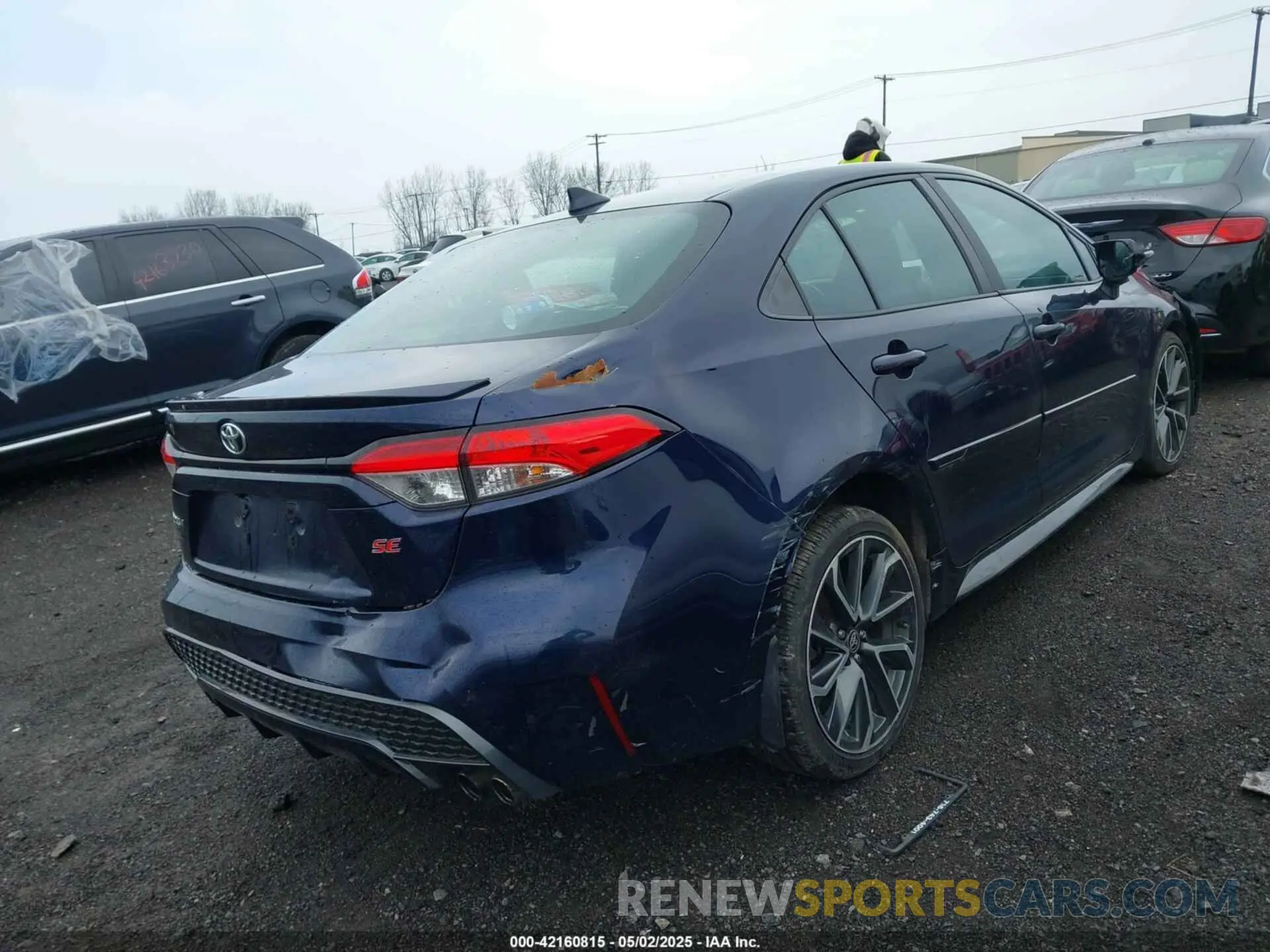 4 fotografías del automóvil dañado 5YFS4RCE5LP050475 TOYOTA COROLLA 2020