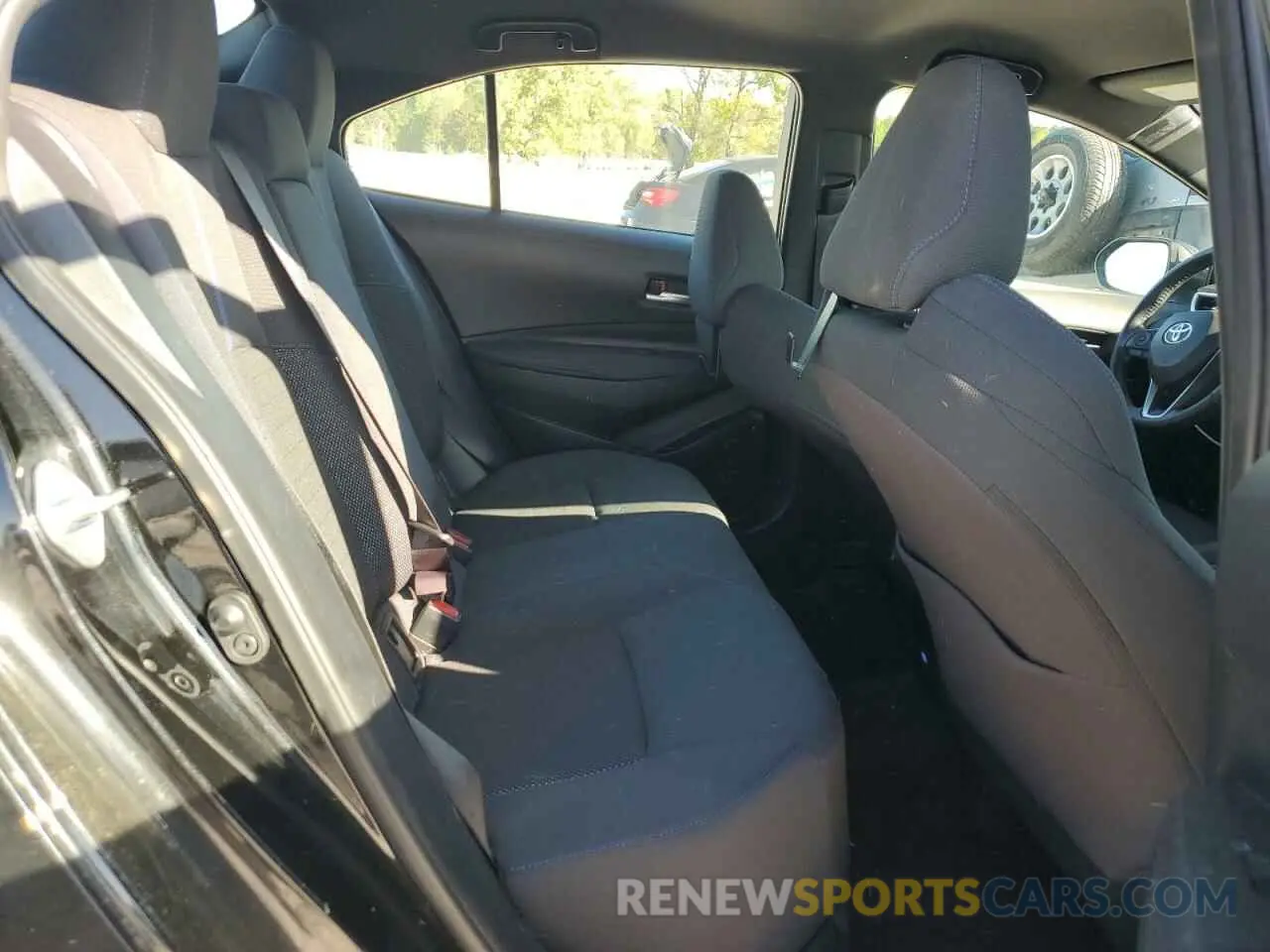 10 fotografías del automóvil dañado 5YFS4RCE6LP030042 TOYOTA COROLLA 2020