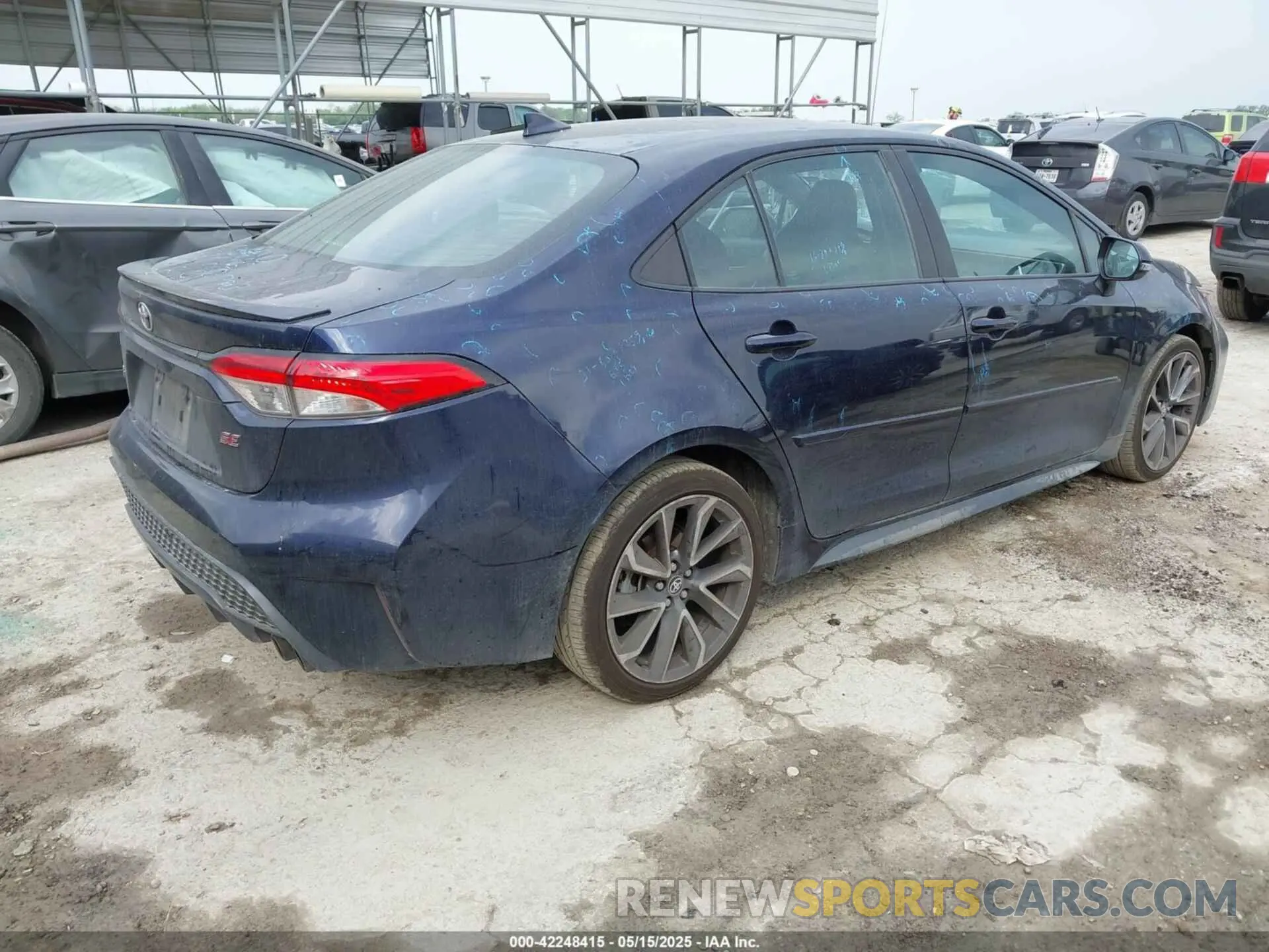 4 fotografías del automóvil dañado 5YFS4RCE6LP040831 TOYOTA COROLLA 2020