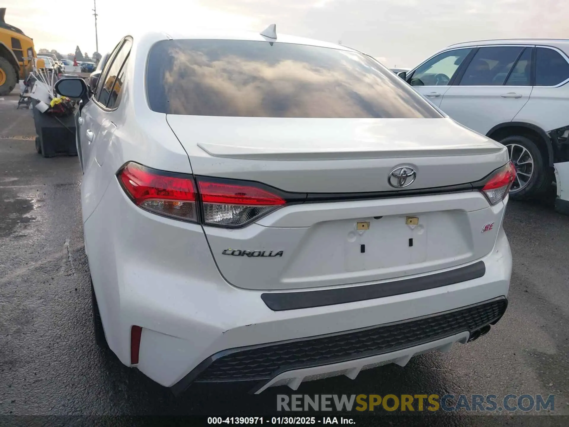 17 fotografías del automóvil dañado 5YFS4RCE6LP042143 TOYOTA COROLLA 2020