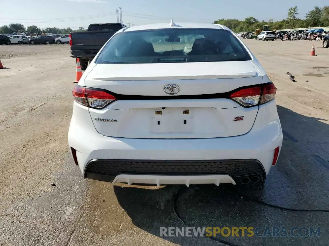 6 fotografías del automóvil dañado 5YFS4RCE6LP047438 TOYOTA COROLLA 2020