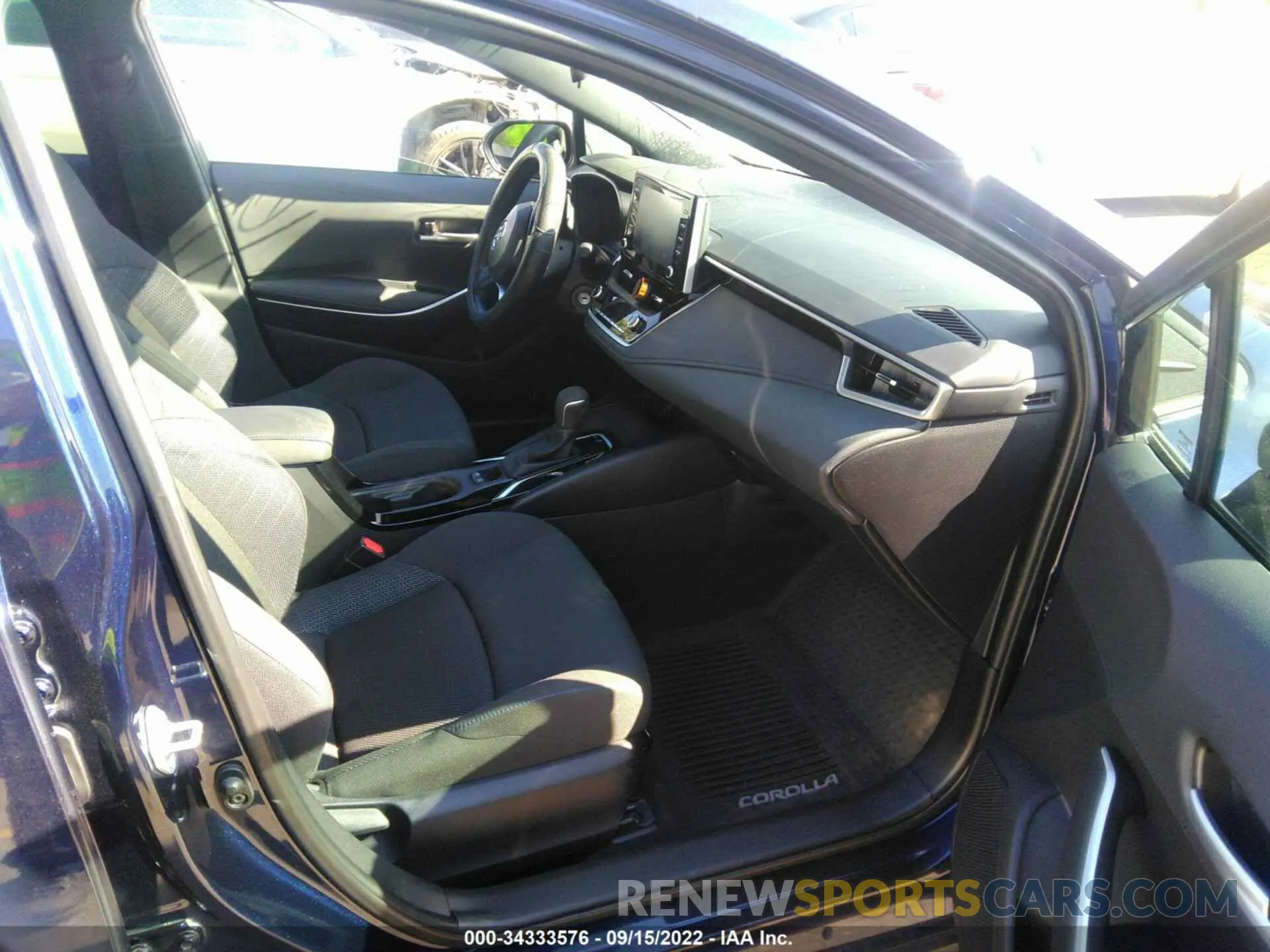 5 fotografías del automóvil dañado 5YFS4RCE6LP050520 TOYOTA COROLLA 2020