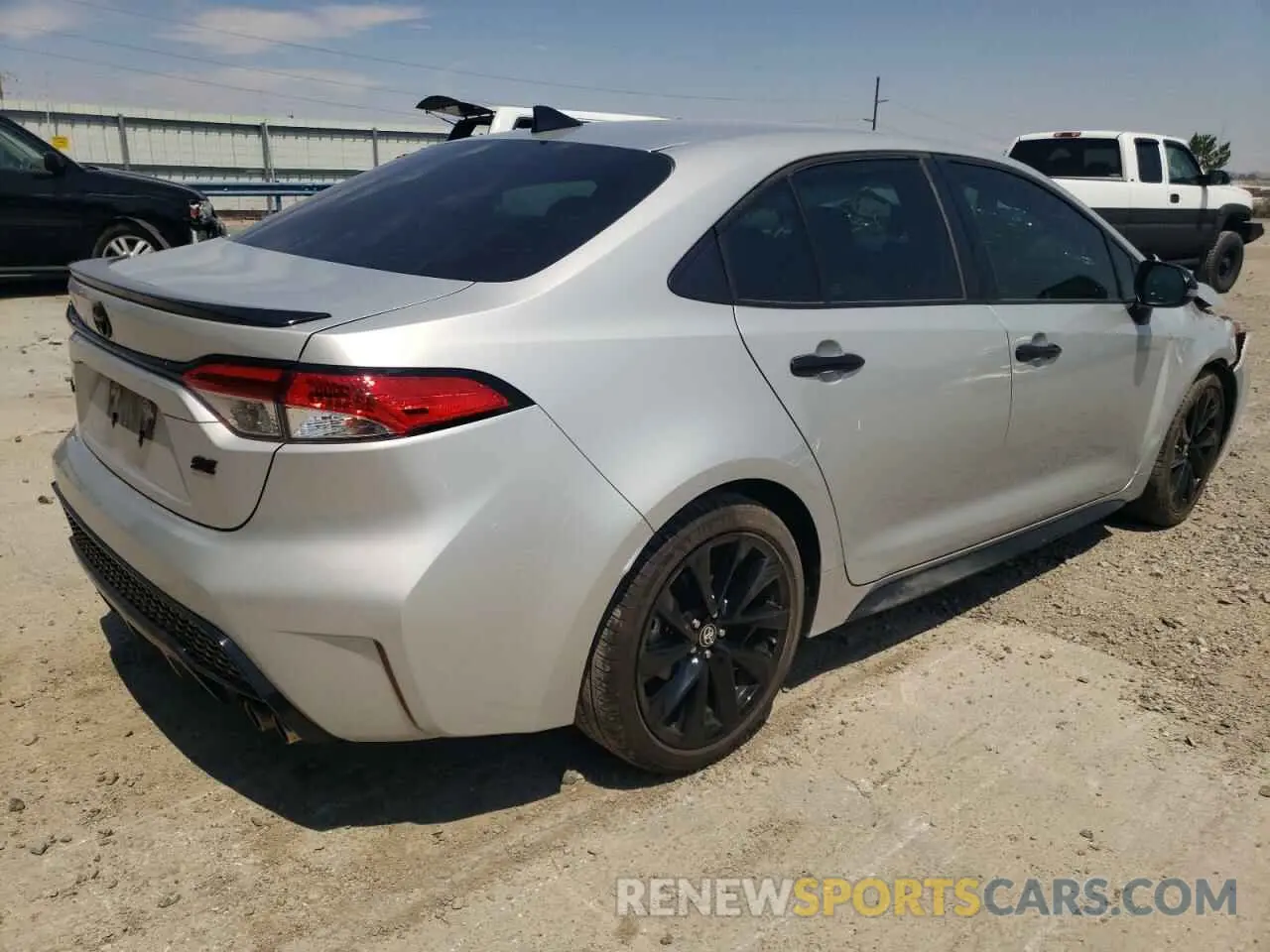 4 fotografías del automóvil dañado 5YFS4RCE6LP050971 TOYOTA COROLLA 2020
