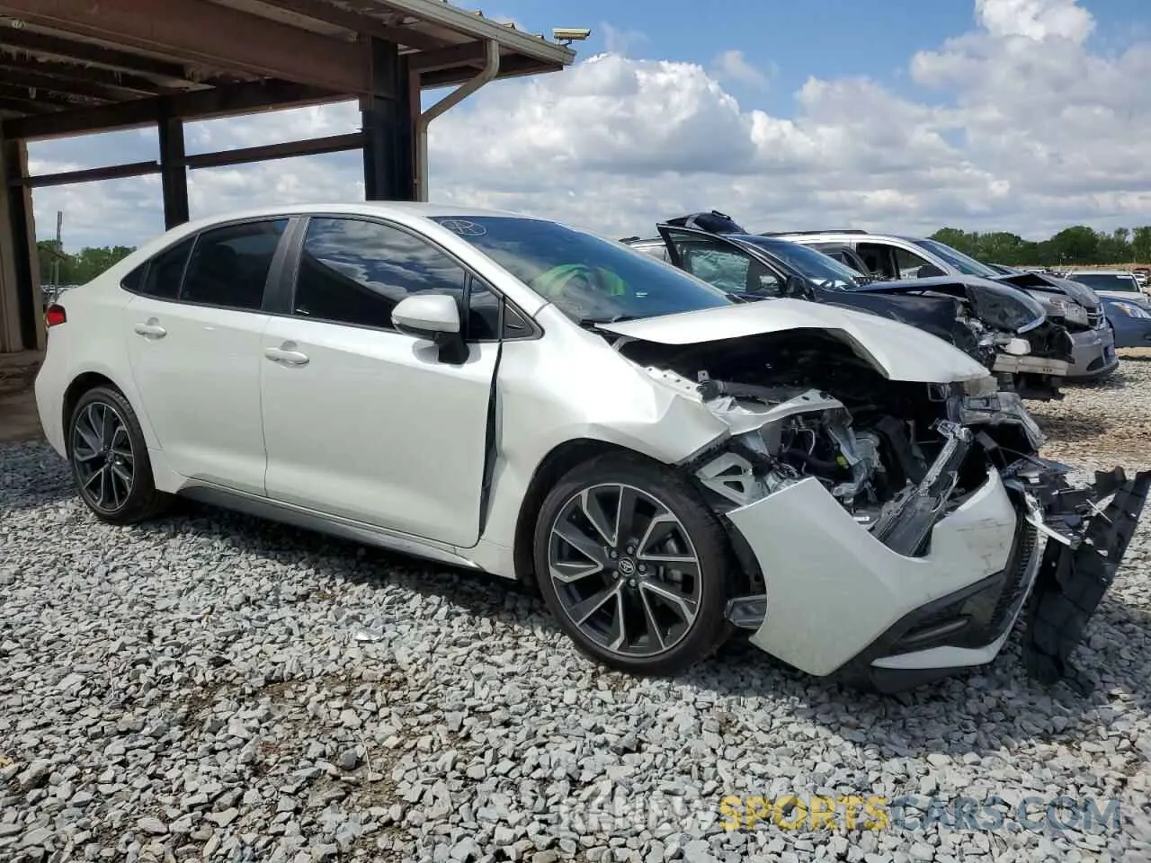 4 fotografías del automóvil dañado 5YFS4RCE6LP054275 TOYOTA COROLLA 2020