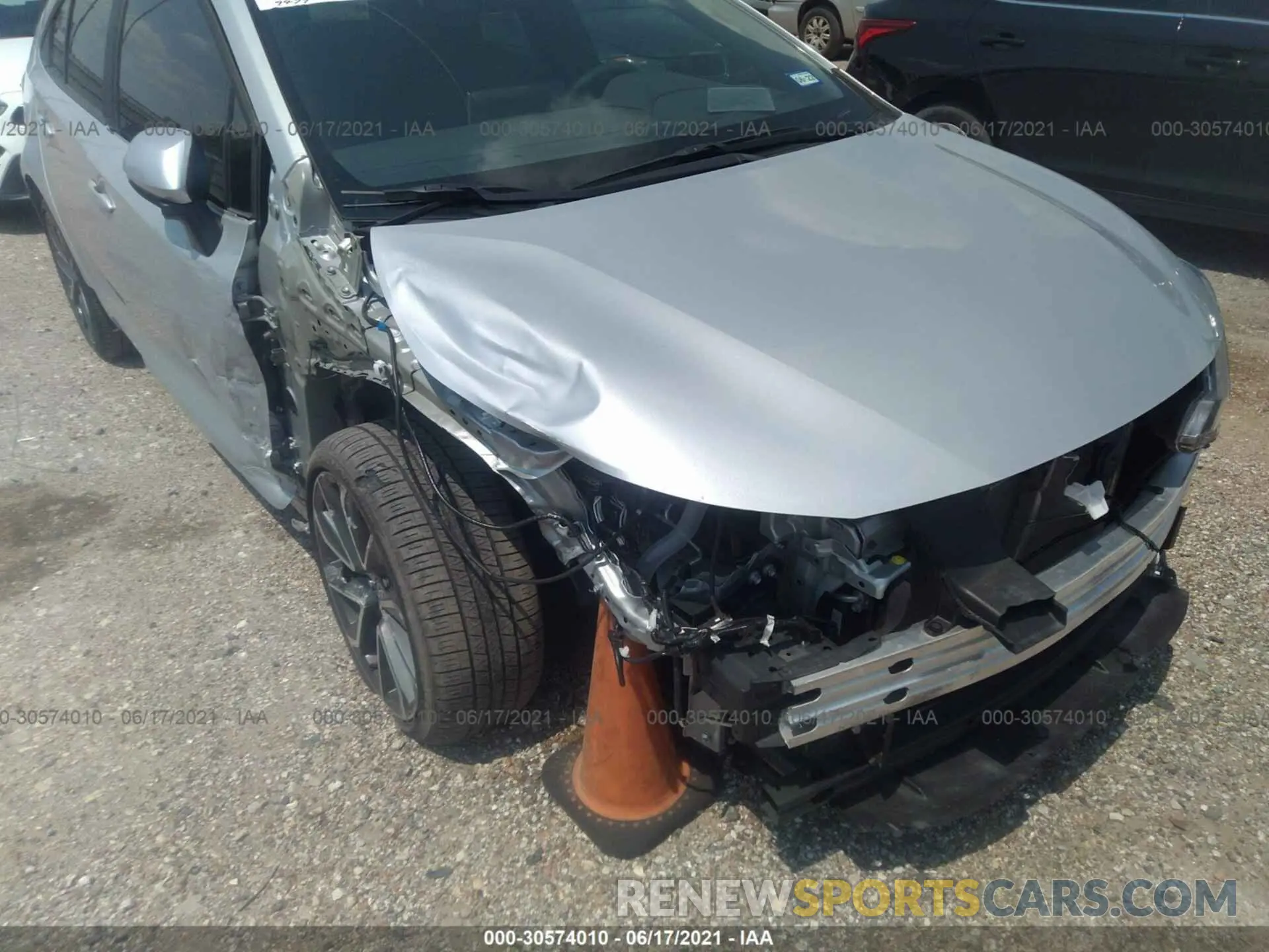 6 fotografías del automóvil dañado 5YFS4RCE6LP054518 TOYOTA COROLLA 2020