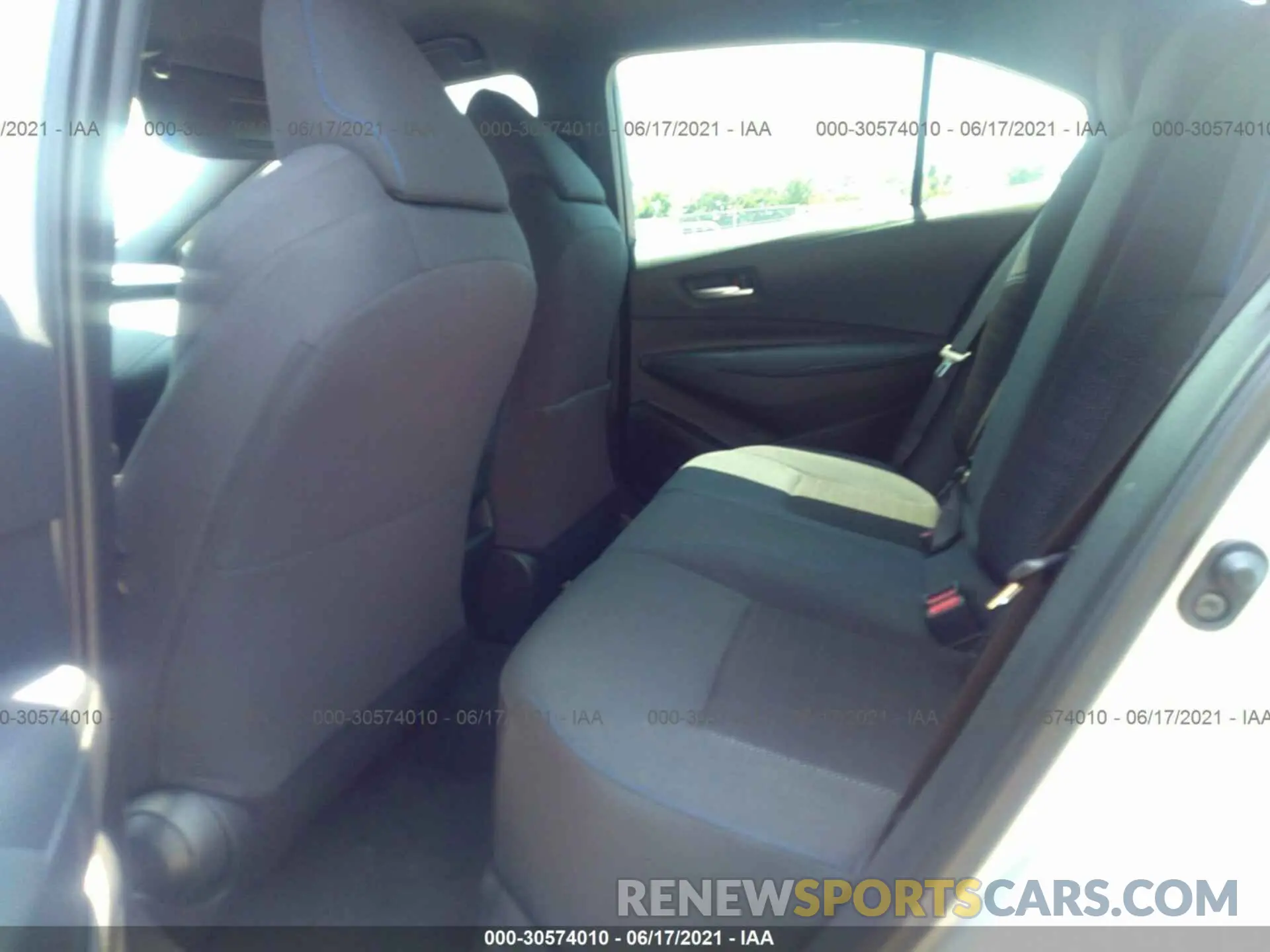 8 fotografías del automóvil dañado 5YFS4RCE6LP054518 TOYOTA COROLLA 2020