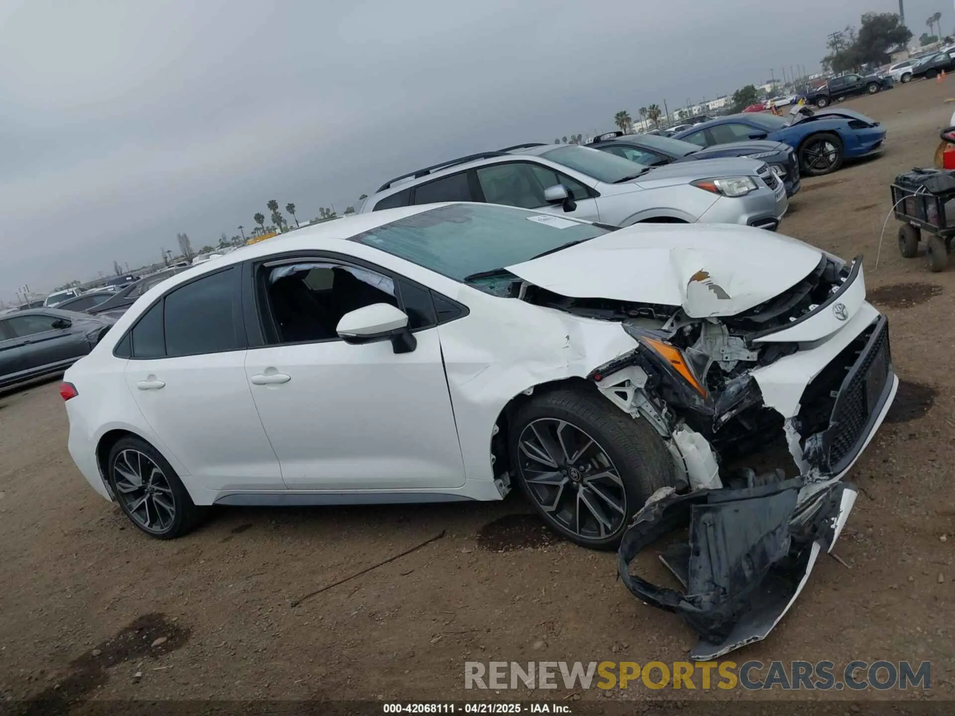 13 fotografías del automóvil dañado 5YFS4RCE7LP013783 TOYOTA COROLLA 2020
