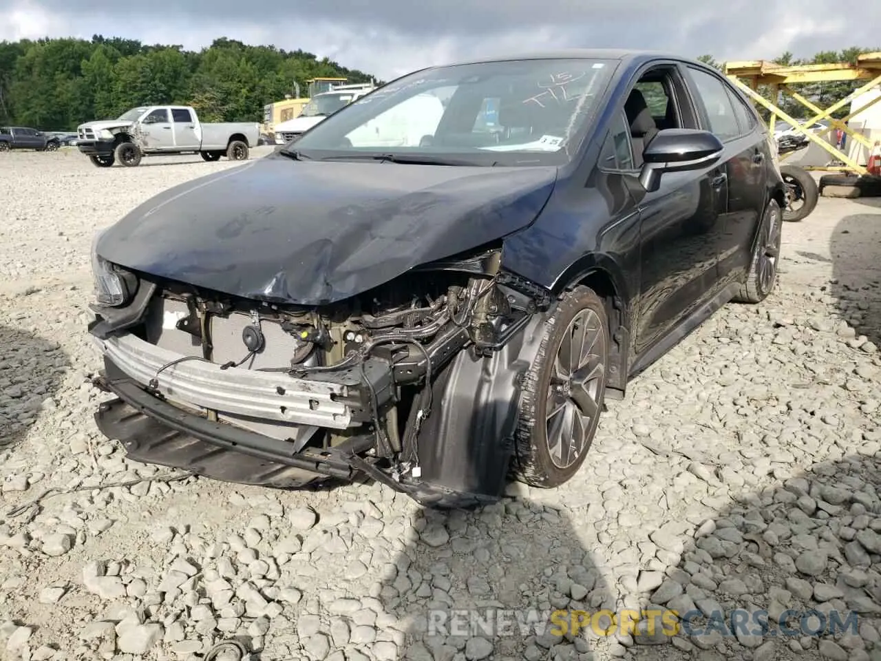2 fotografías del automóvil dañado 5YFS4RCE7LP034407 TOYOTA COROLLA 2020
