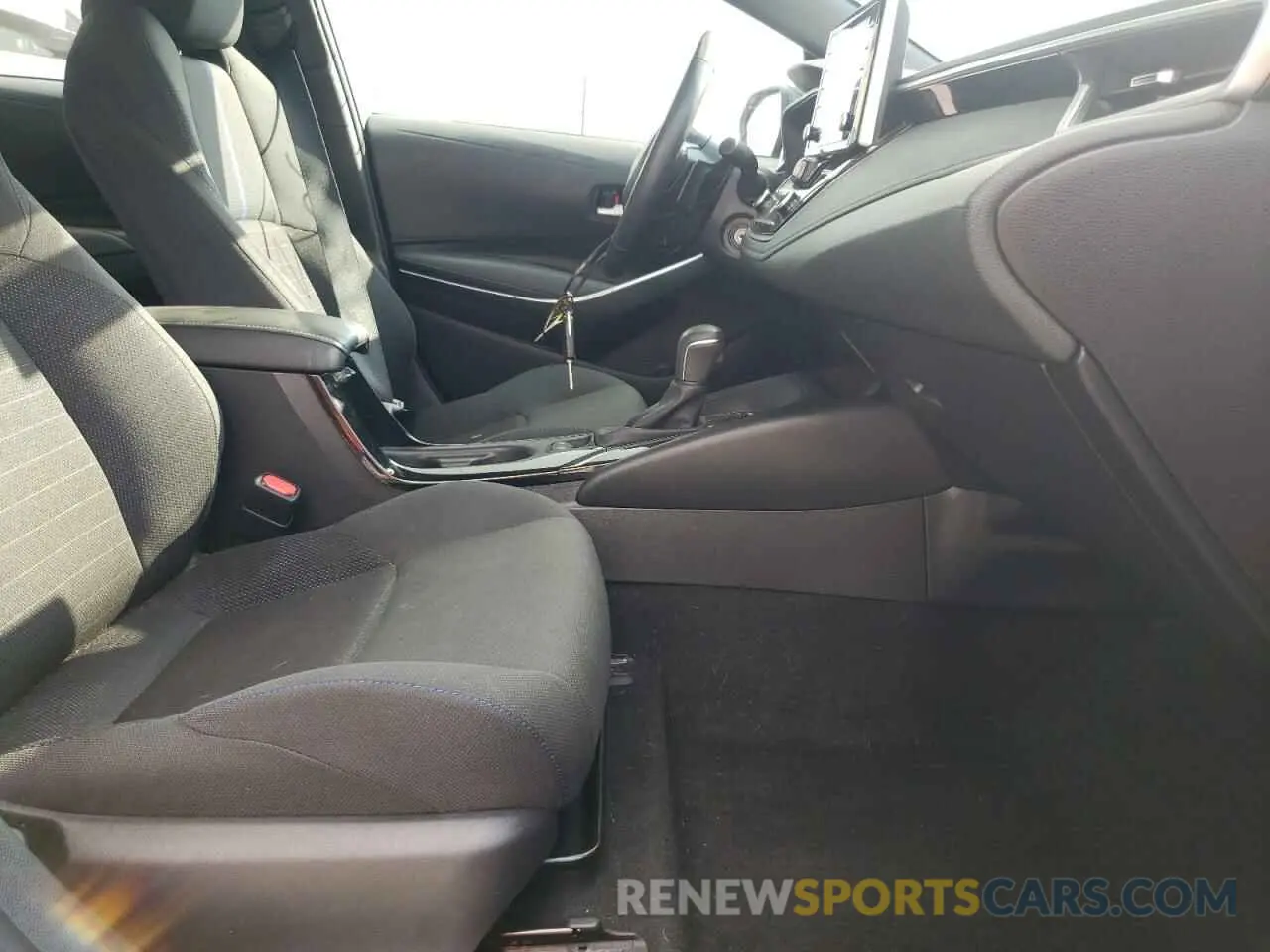 5 fotografías del automóvil dañado 5YFS4RCE7LP034407 TOYOTA COROLLA 2020