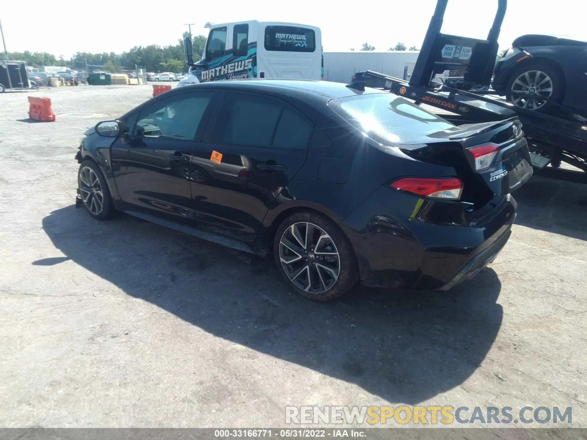 3 fotografías del automóvil dañado 5YFS4RCE7LP047643 TOYOTA COROLLA 2020