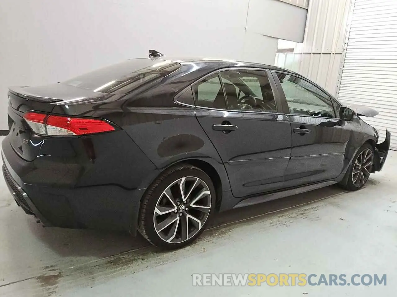 3 fotografías del automóvil dañado 5YFS4RCE7LP050851 TOYOTA COROLLA 2020