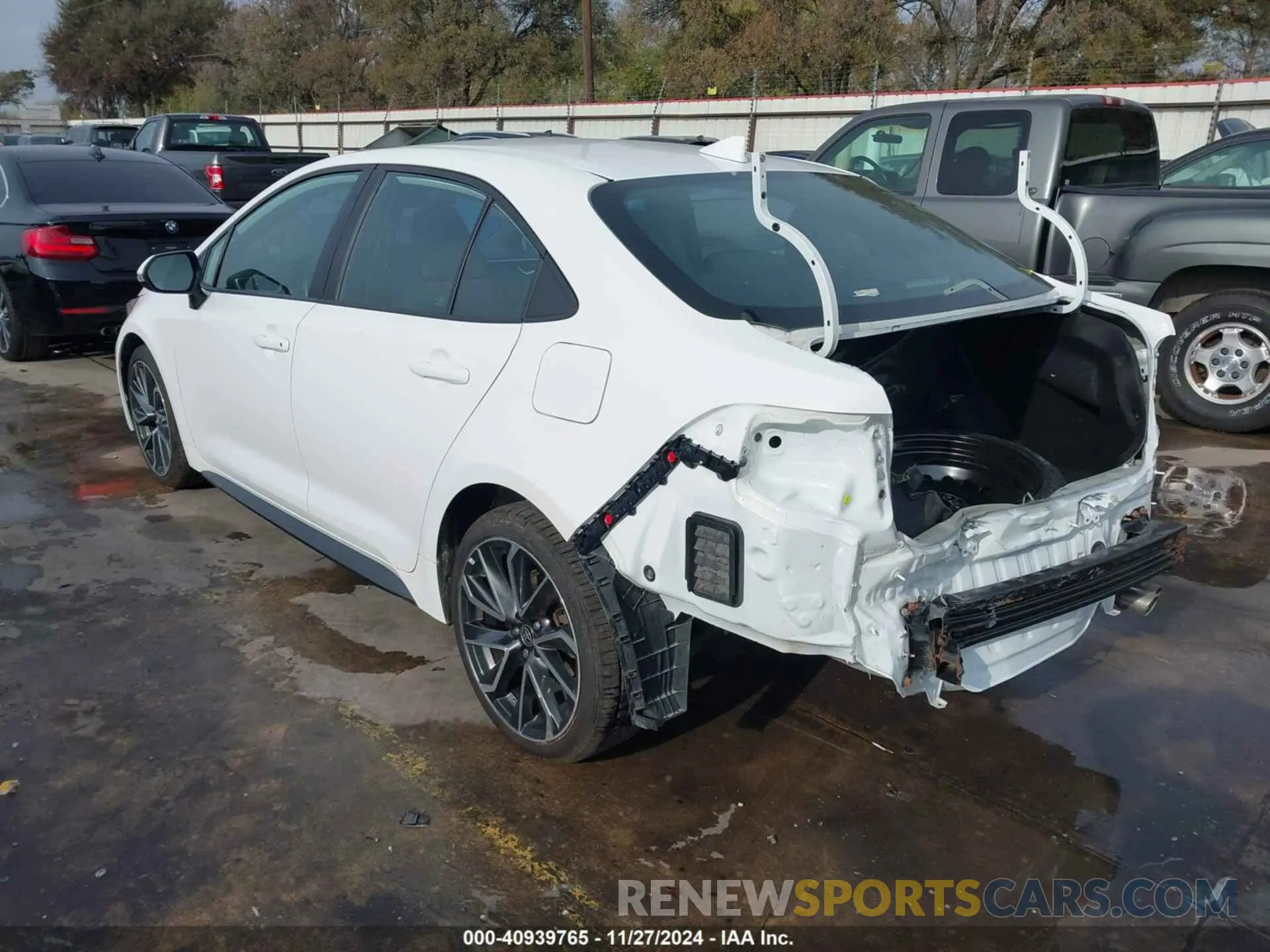3 fotografías del automóvil dañado 5YFS4RCE8LP015297 TOYOTA COROLLA 2020