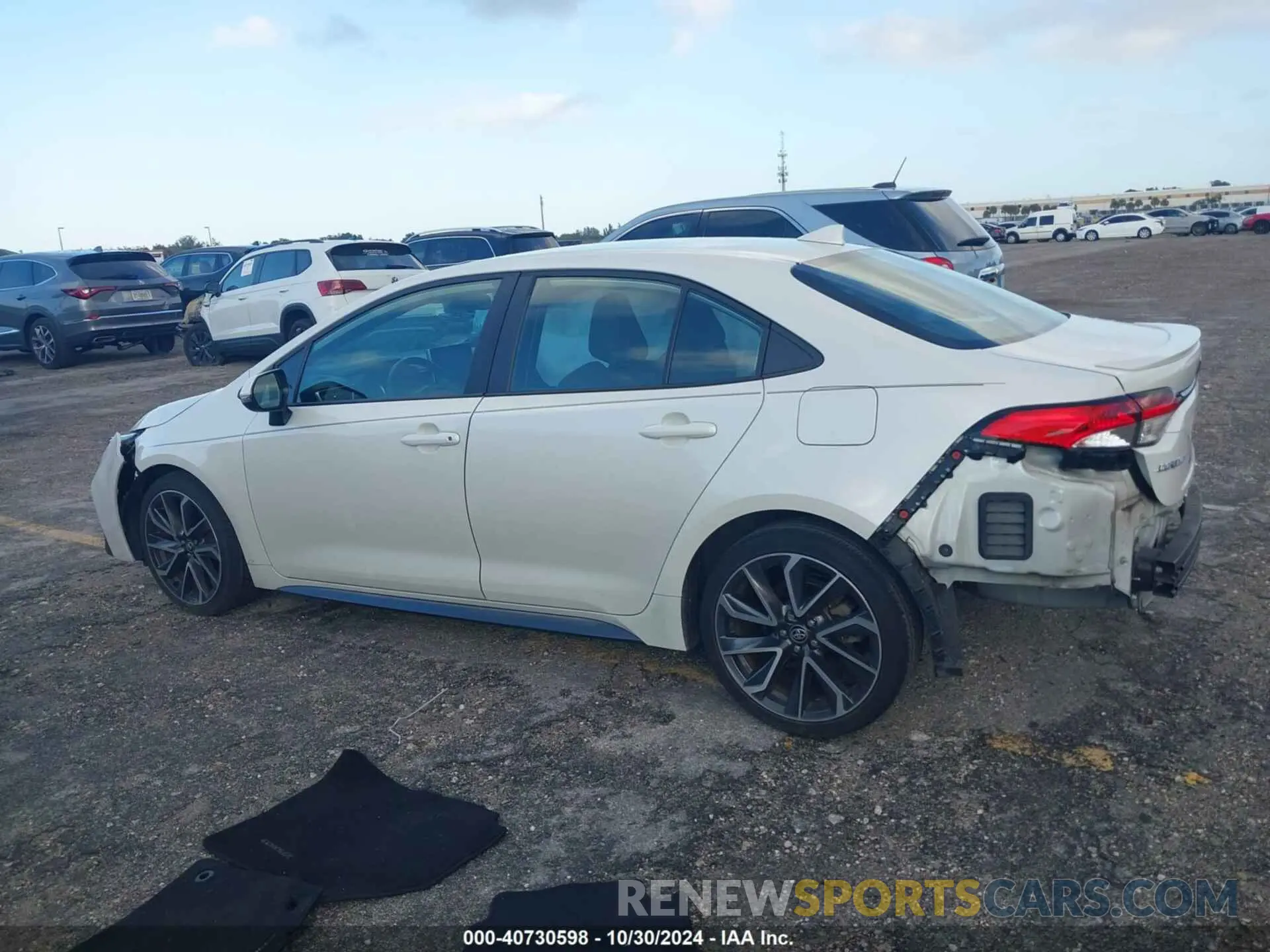 13 fotografías del automóvil dañado 5YFS4RCE8LP042029 TOYOTA COROLLA 2020