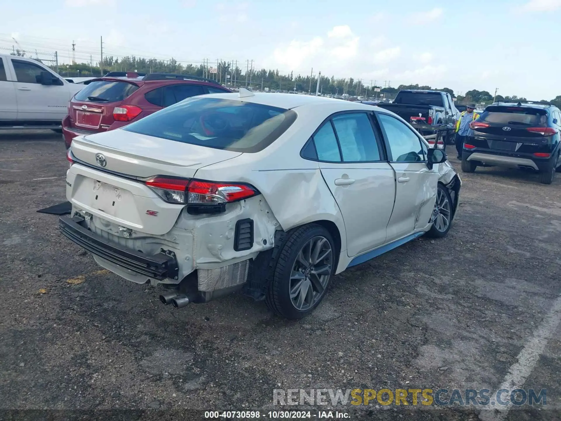 4 fotografías del automóvil dañado 5YFS4RCE8LP042029 TOYOTA COROLLA 2020