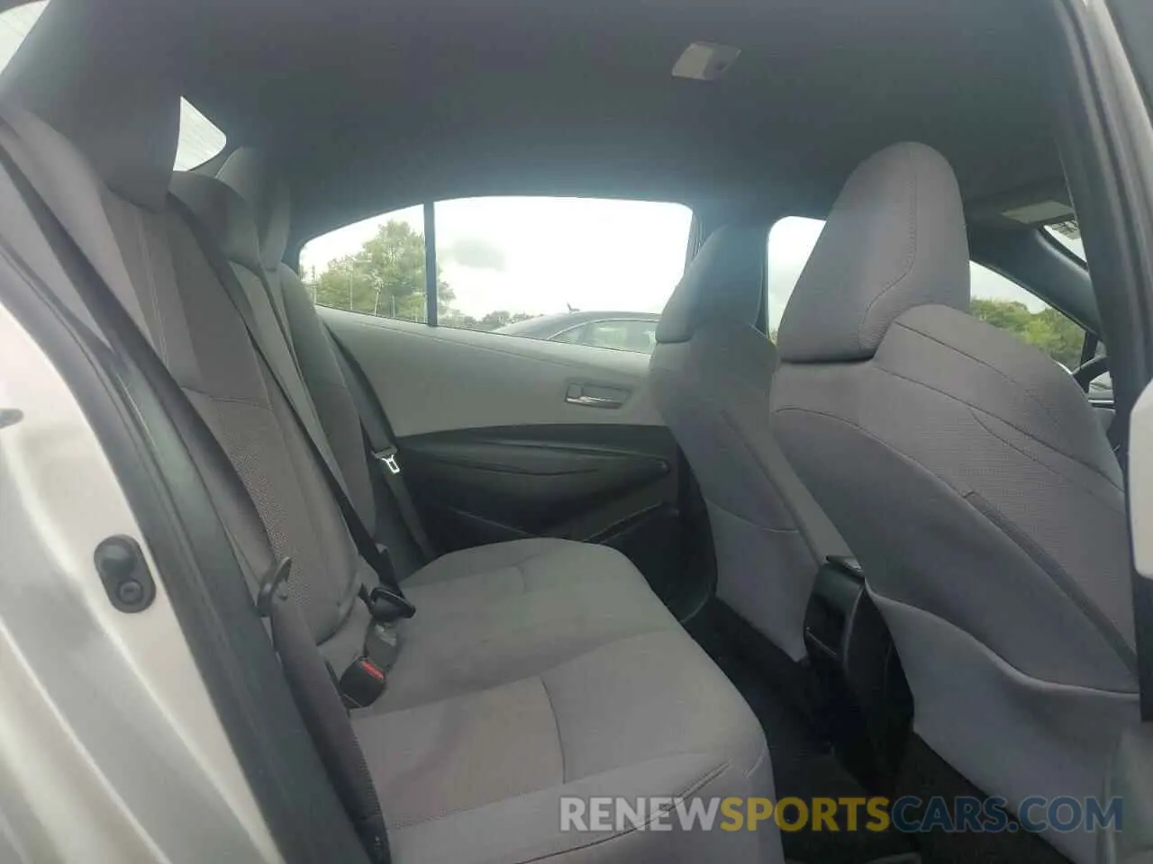 10 fotografías del automóvil dañado 5YFS4RCE9LP018855 TOYOTA COROLLA 2020