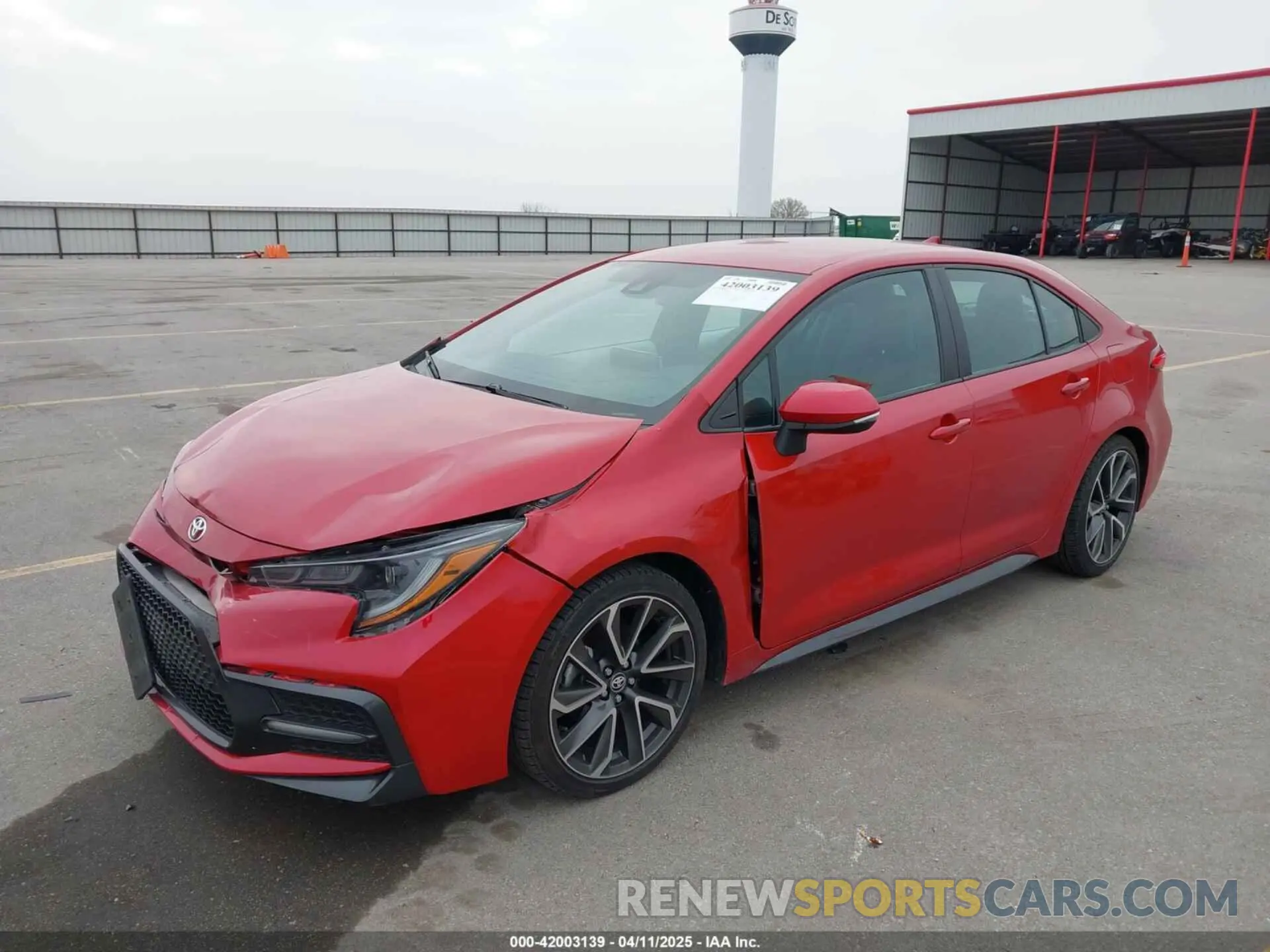 2 fotografías del automóvil dañado 5YFS4RCE9LP021027 TOYOTA COROLLA 2020