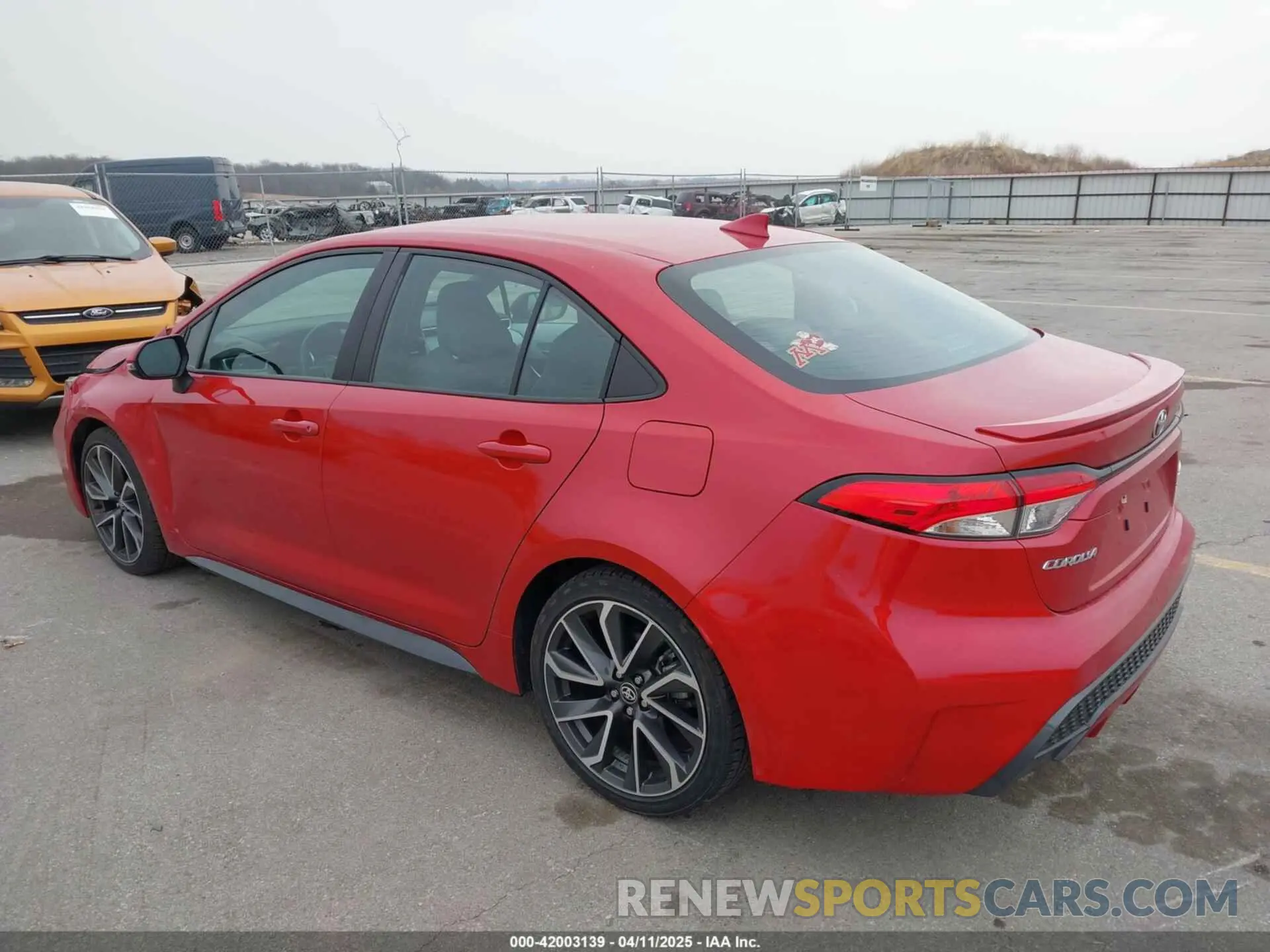 3 fotografías del automóvil dañado 5YFS4RCE9LP021027 TOYOTA COROLLA 2020