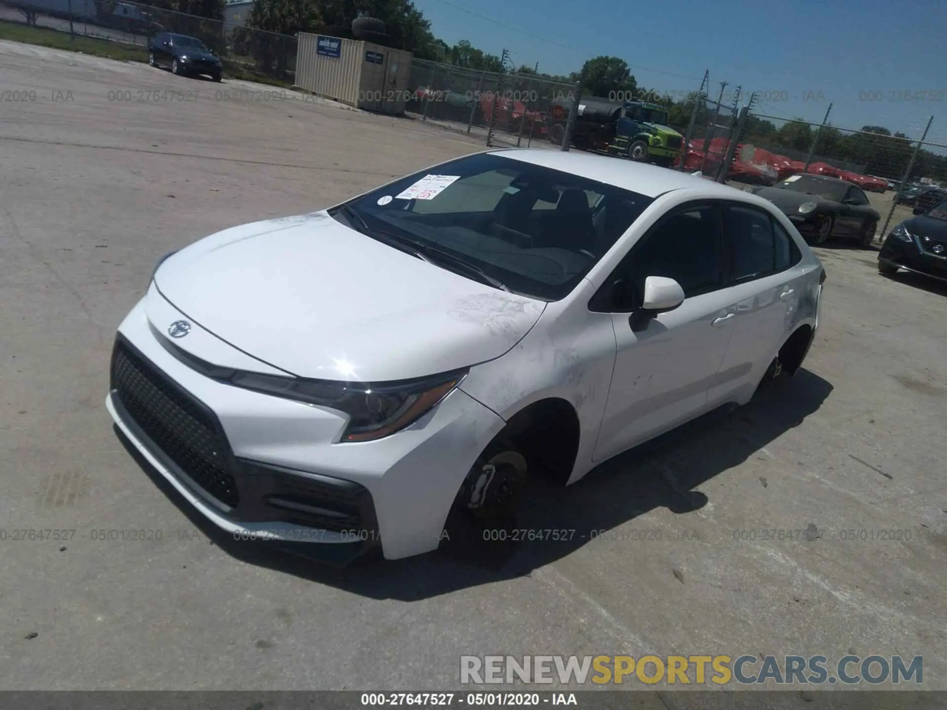2 fotografías del automóvil dañado 5YFS4RCE9LP033954 TOYOTA COROLLA 2020