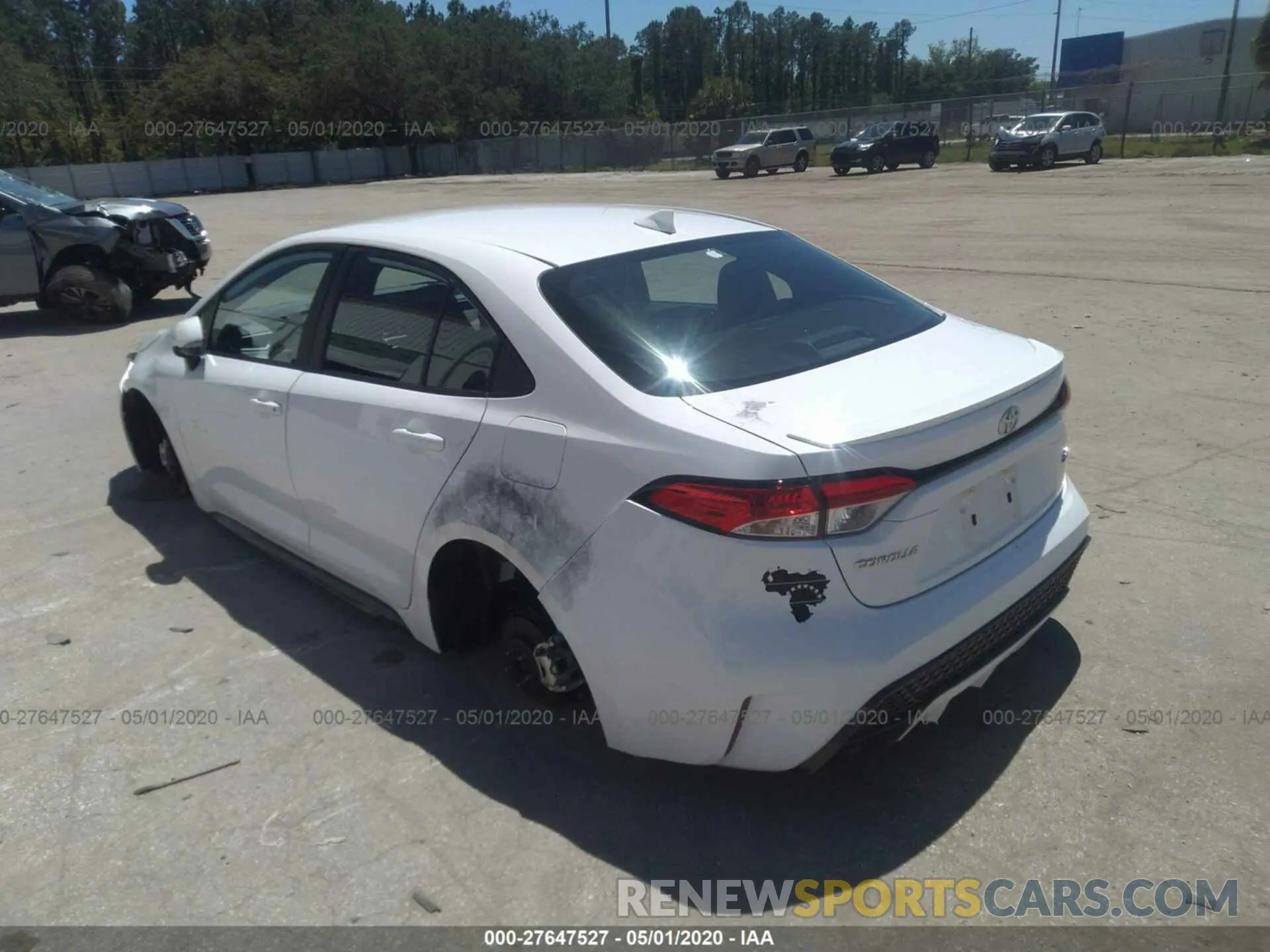 3 fotografías del automóvil dañado 5YFS4RCE9LP033954 TOYOTA COROLLA 2020