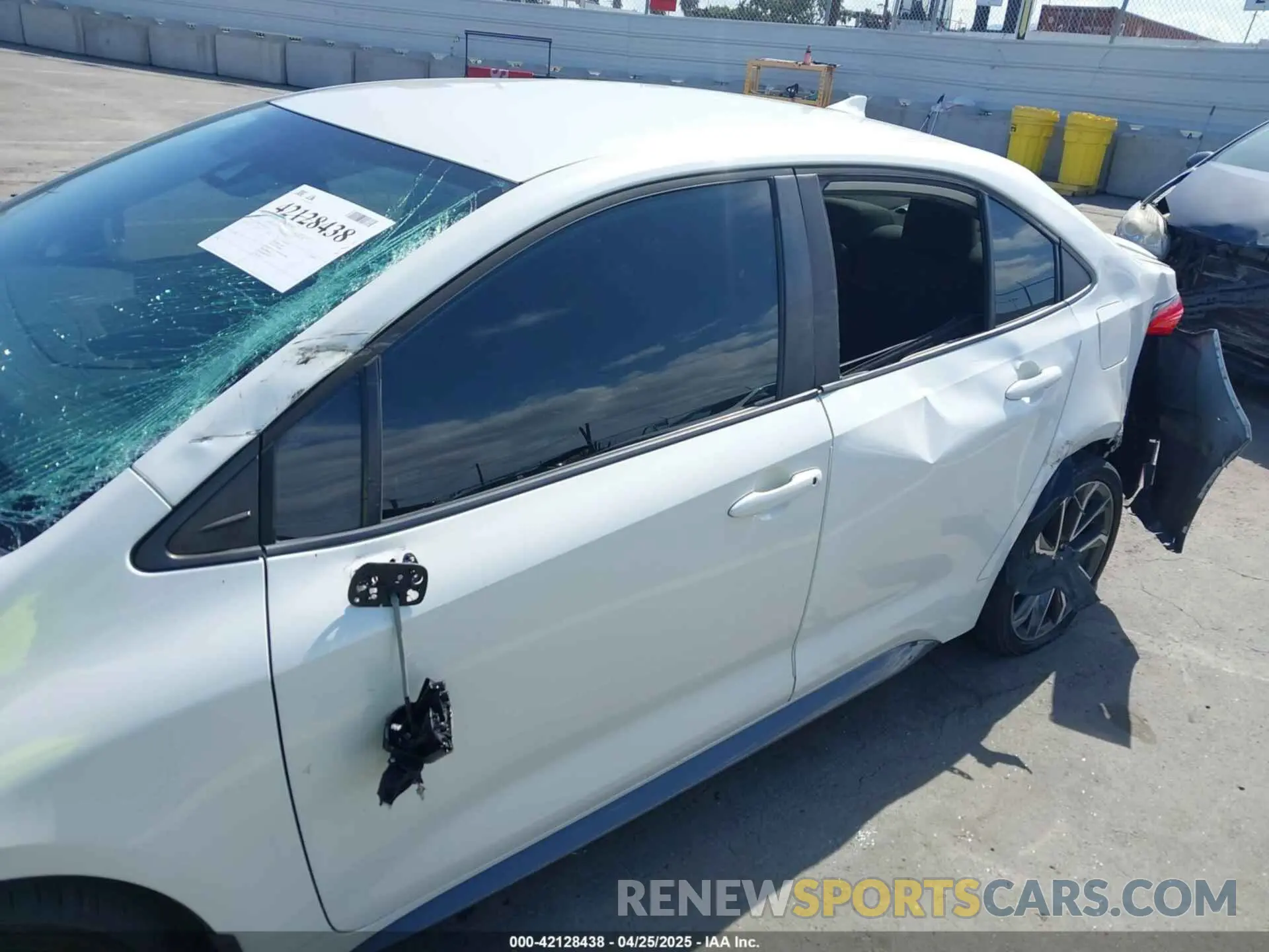 6 fotografías del automóvil dañado 5YFS4RCE9LP043707 TOYOTA COROLLA 2020