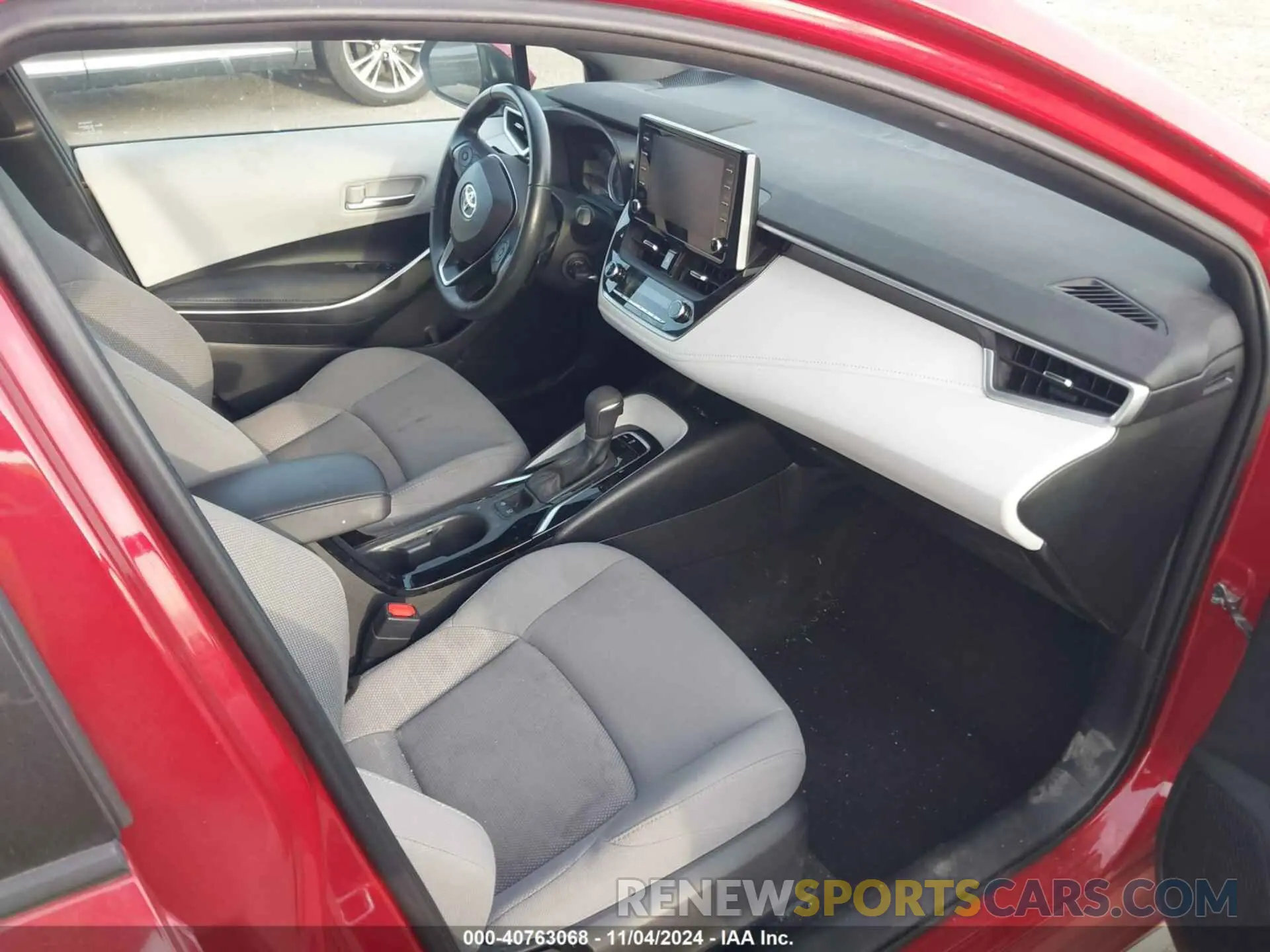5 fotografías del automóvil dañado 5YFS4RCE9LP054836 TOYOTA COROLLA 2020