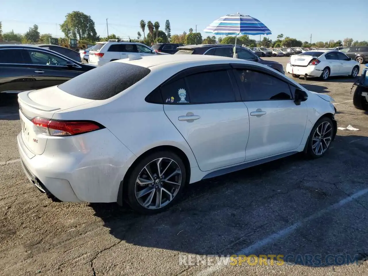 3 fotografías del automóvil dañado 5YFS4RCEXLP026432 TOYOTA COROLLA 2020