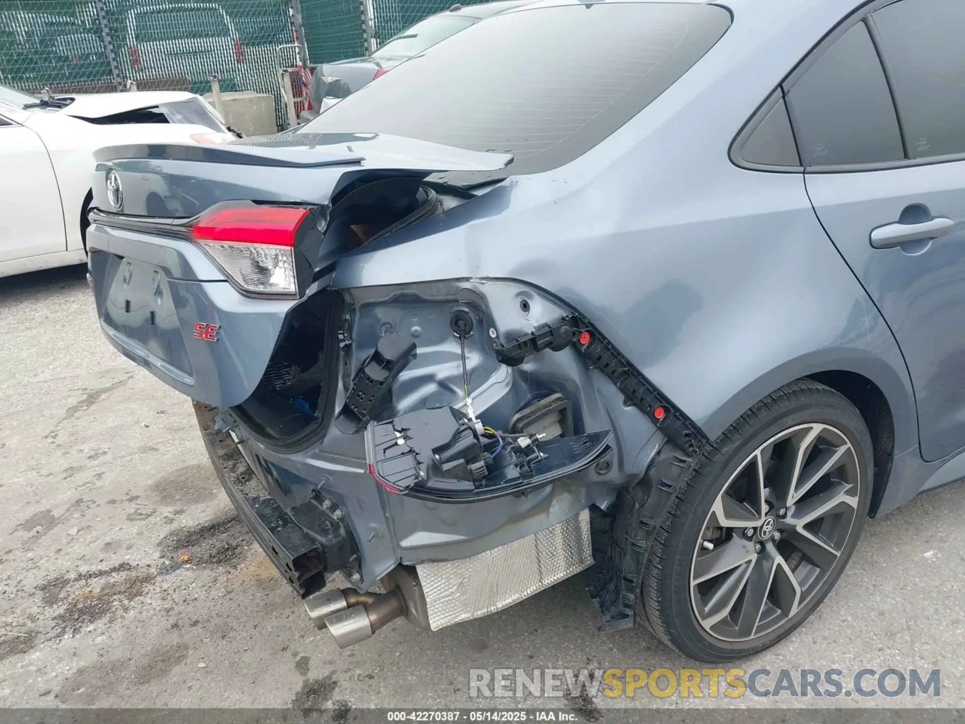 19 fotografías del automóvil dañado 5YFS4RCEXLP035065 TOYOTA COROLLA 2020