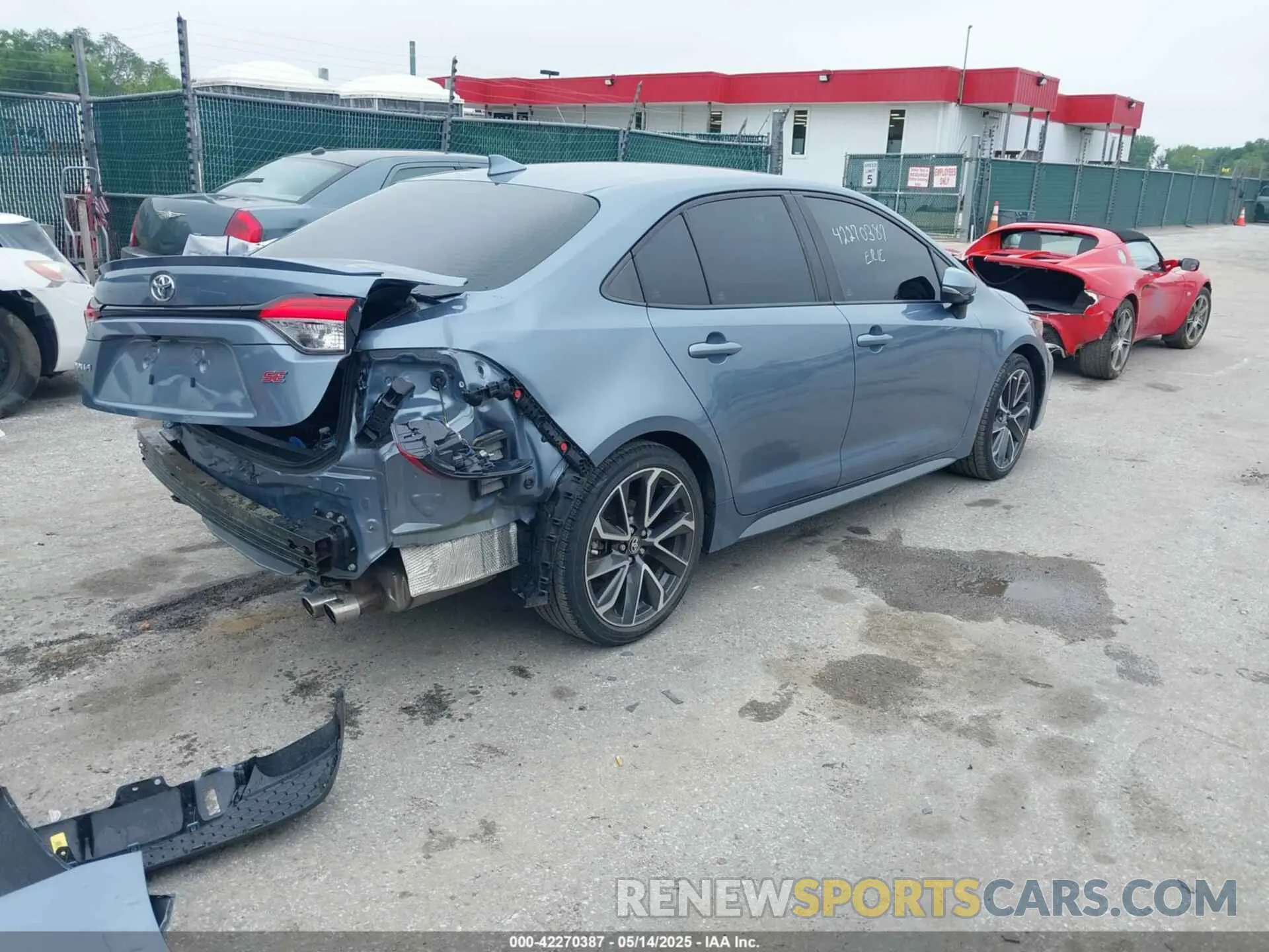 4 fotografías del automóvil dañado 5YFS4RCEXLP035065 TOYOTA COROLLA 2020
