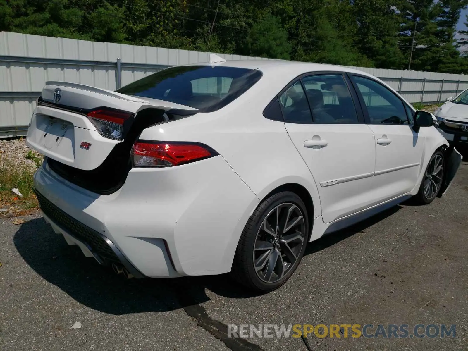 4 fotografías del automóvil dañado 5YFS4RCEXLP036345 TOYOTA COROLLA 2020