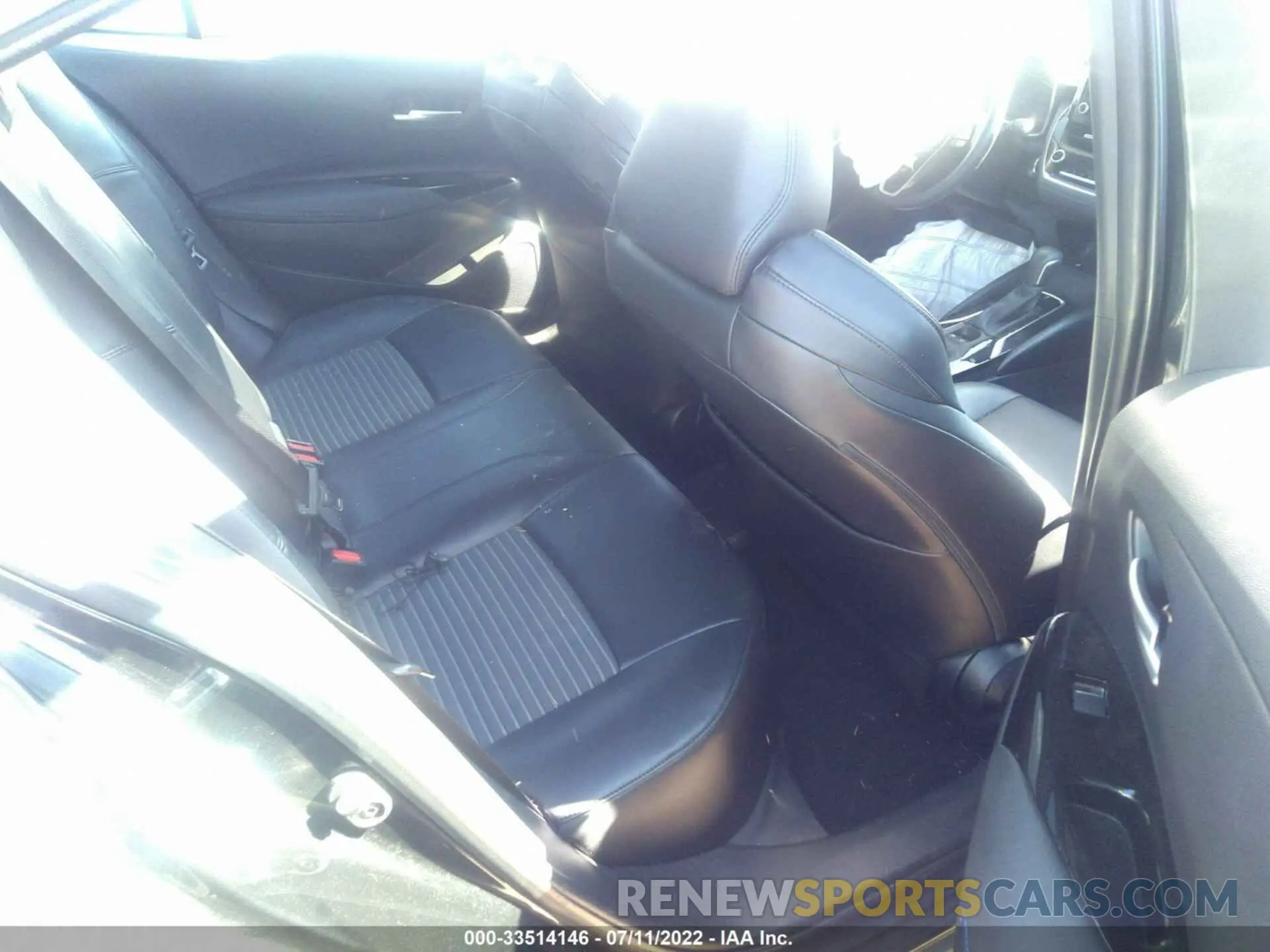8 fotografías del automóvil dañado 5YFT4RCE4LP003216 TOYOTA COROLLA 2020