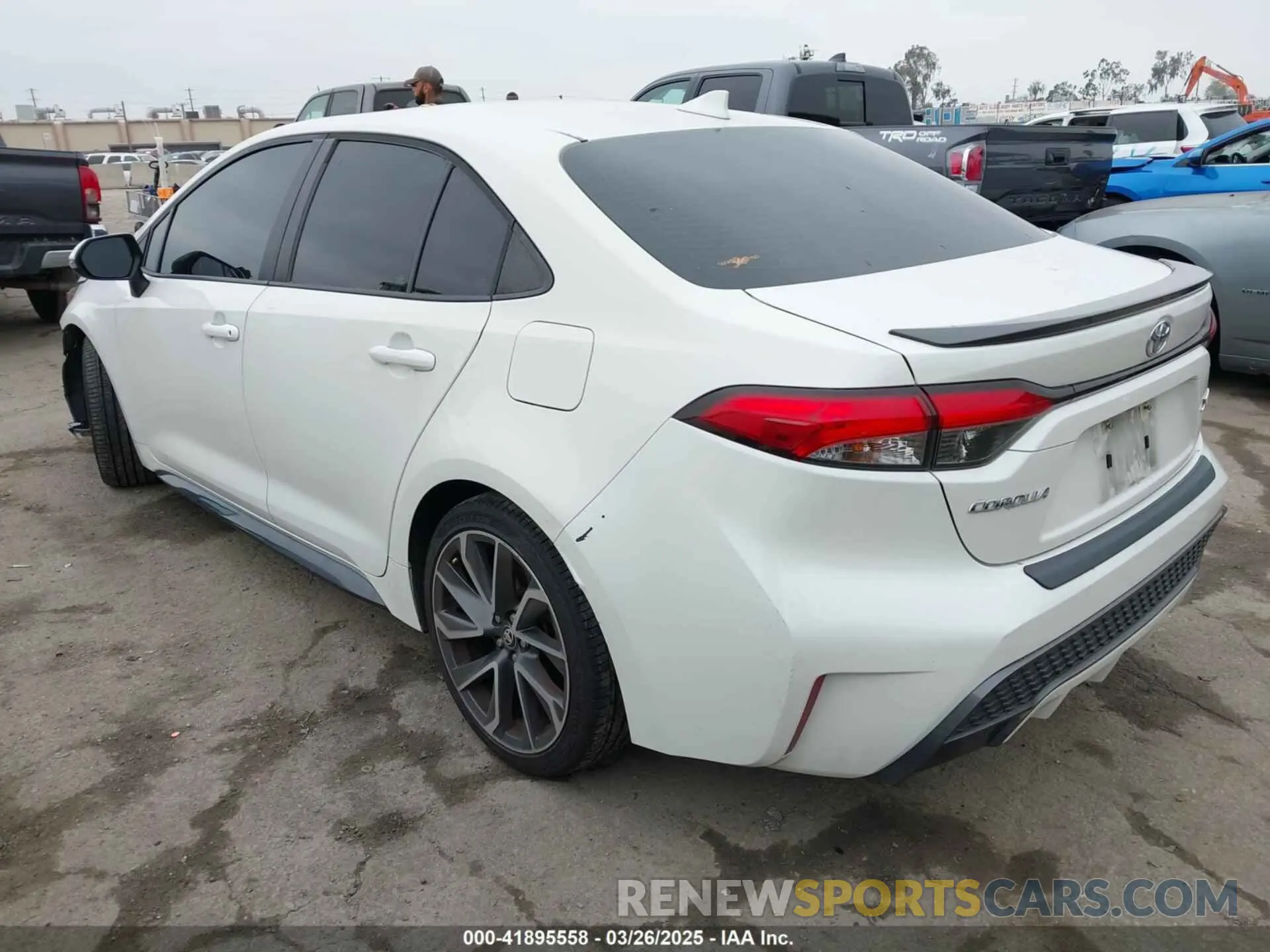 3 fotografías del automóvil dañado 5YFT4RCE4LP050195 TOYOTA COROLLA 2020