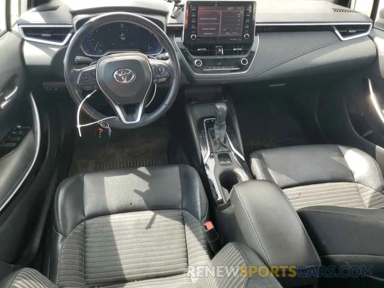 8 fotografías del automóvil dañado 5YFT4RCE7LP031222 TOYOTA COROLLA 2020