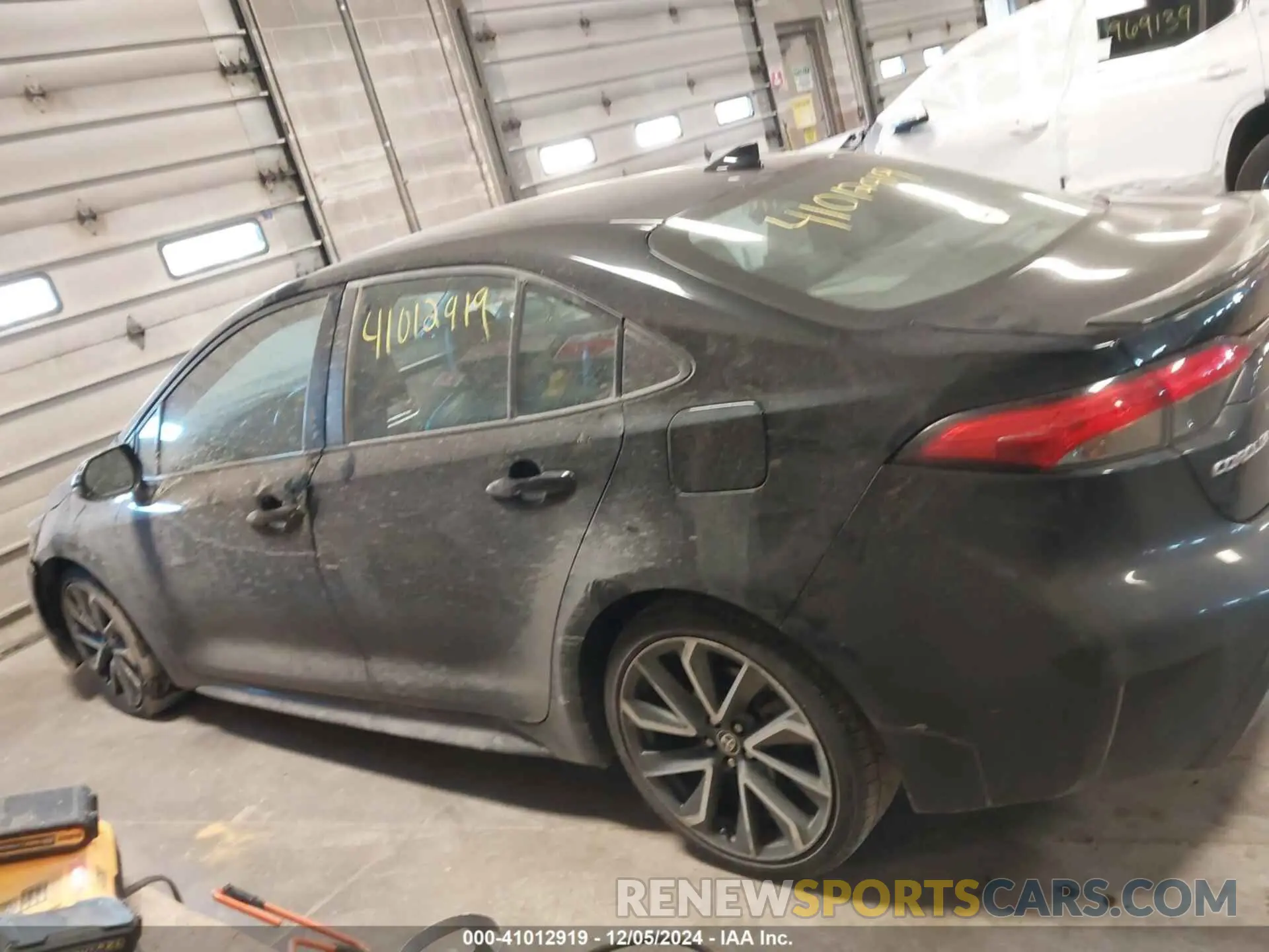 14 fotografías del automóvil dañado 5YFT4RCE7LP047856 TOYOTA COROLLA 2020
