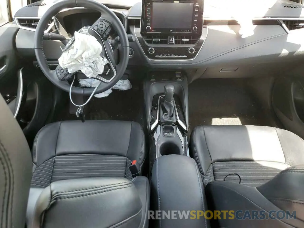 8 fotografías del automóvil dañado 5YFT4RCE7LP054113 TOYOTA COROLLA 2020