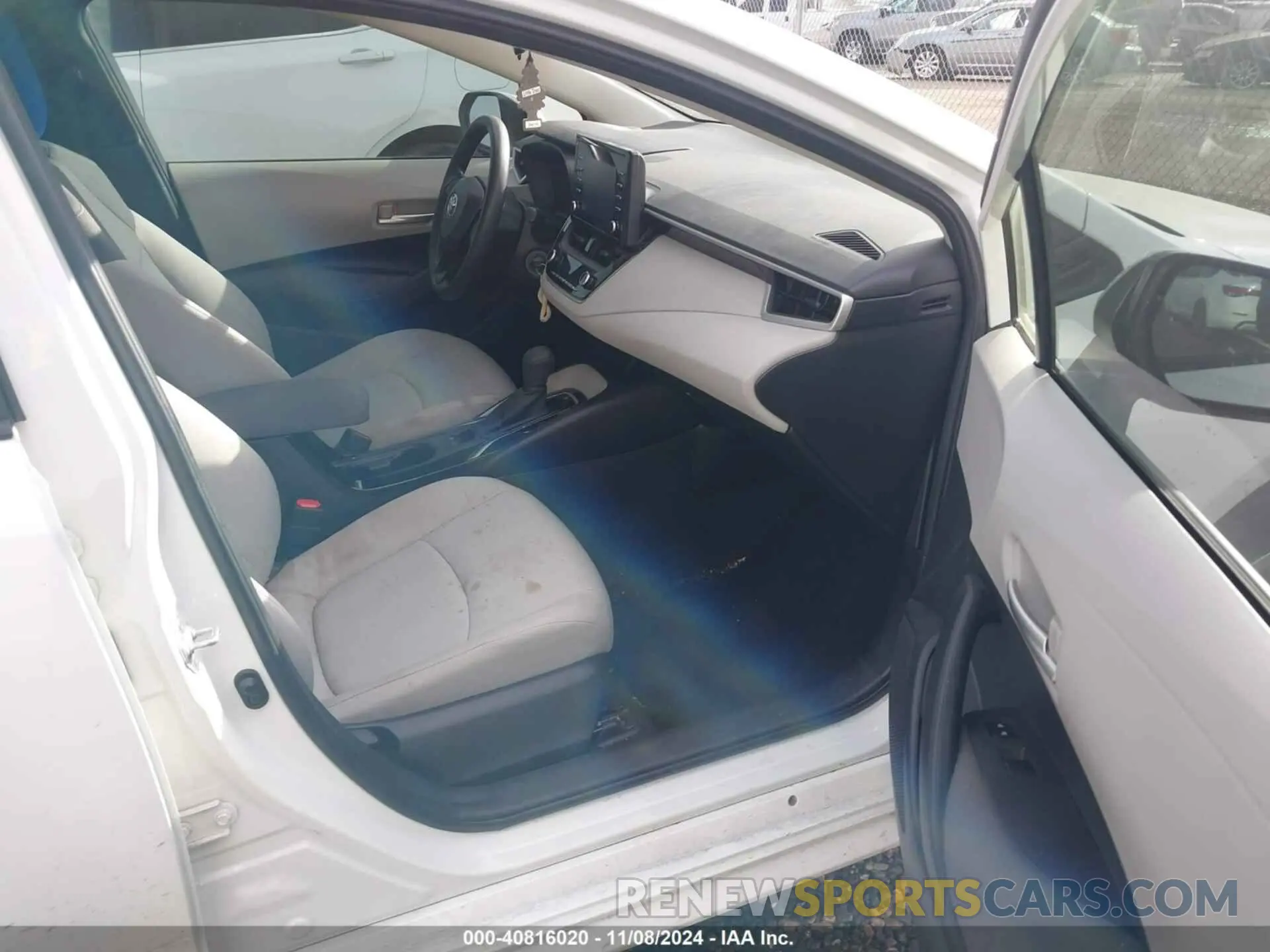 5 fotografías del automóvil dañado JTDDPRAE0LJ041271 TOYOTA COROLLA 2020