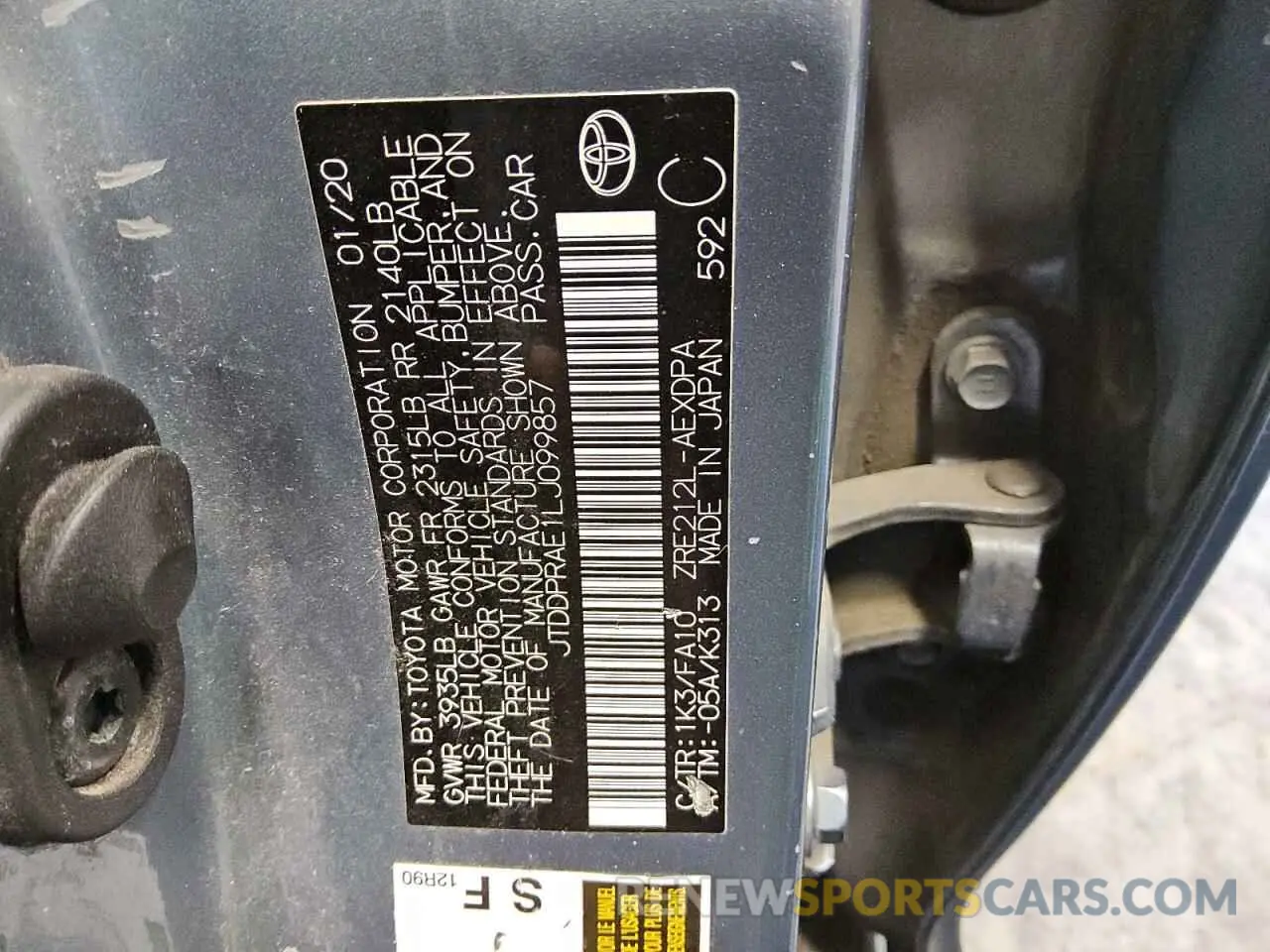 12 fotografías del automóvil dañado JTDDPRAE1LJ099857 TOYOTA COROLLA 2020