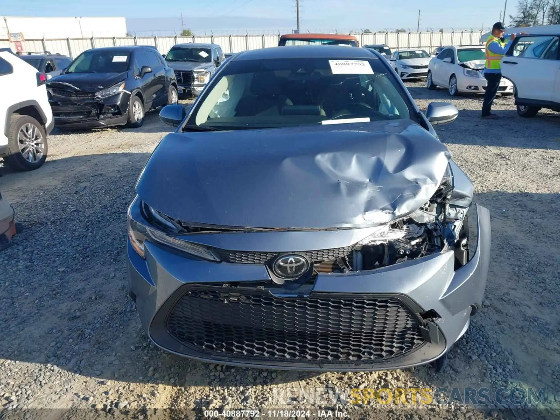 12 fotografías del automóvil dañado JTDDPRAE3LJ047971 TOYOTA COROLLA 2020