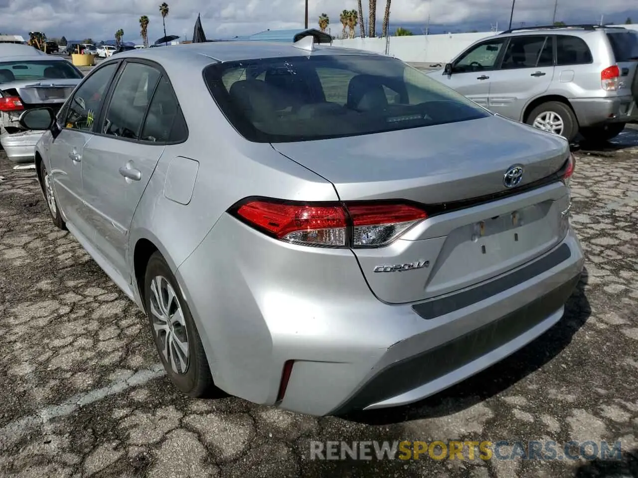 3 fotografías del automóvil dañado JTDEBRBE0LJ003895 TOYOTA COROLLA 2020