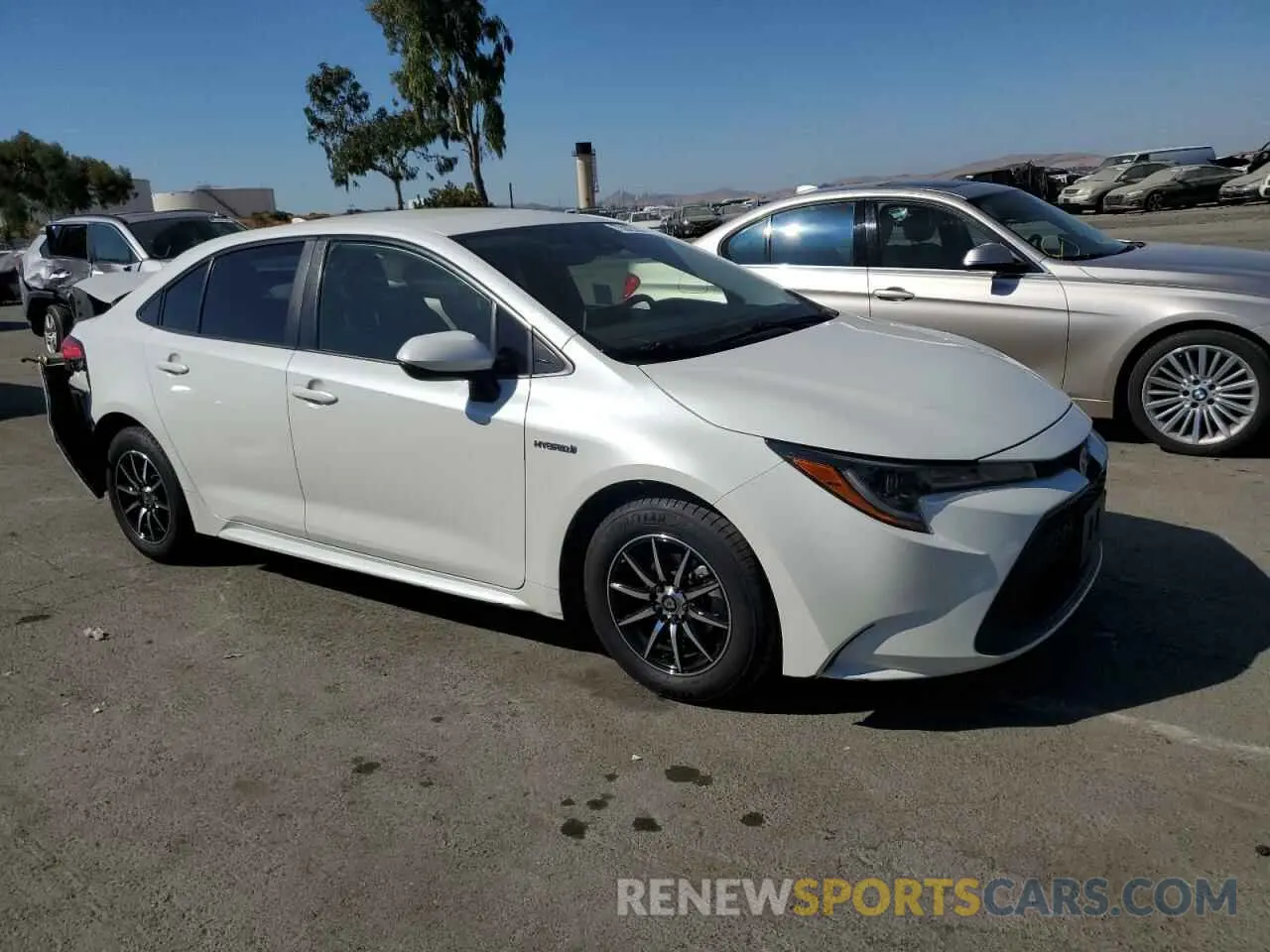 4 fotografías del automóvil dañado JTDEBRBE0LJ006098 TOYOTA COROLLA 2020