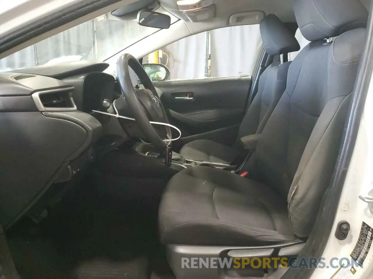 7 fotografías del automóvil dañado JTDEBRBE0LJ011303 TOYOTA COROLLA 2020