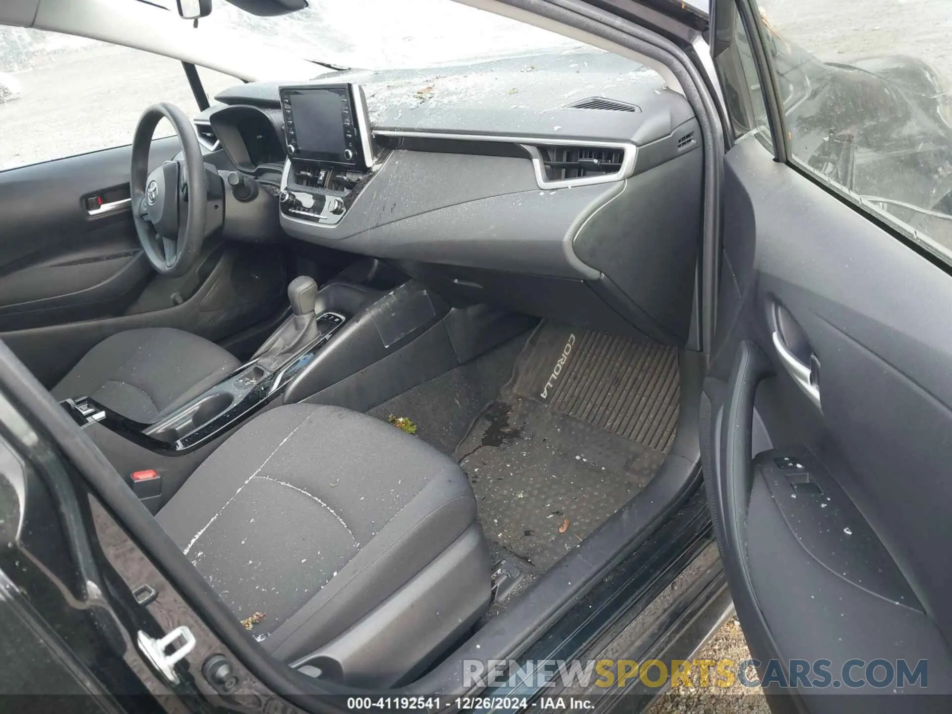 5 fotografías del automóvil dañado JTDEBRBE0LJ012466 TOYOTA COROLLA 2020