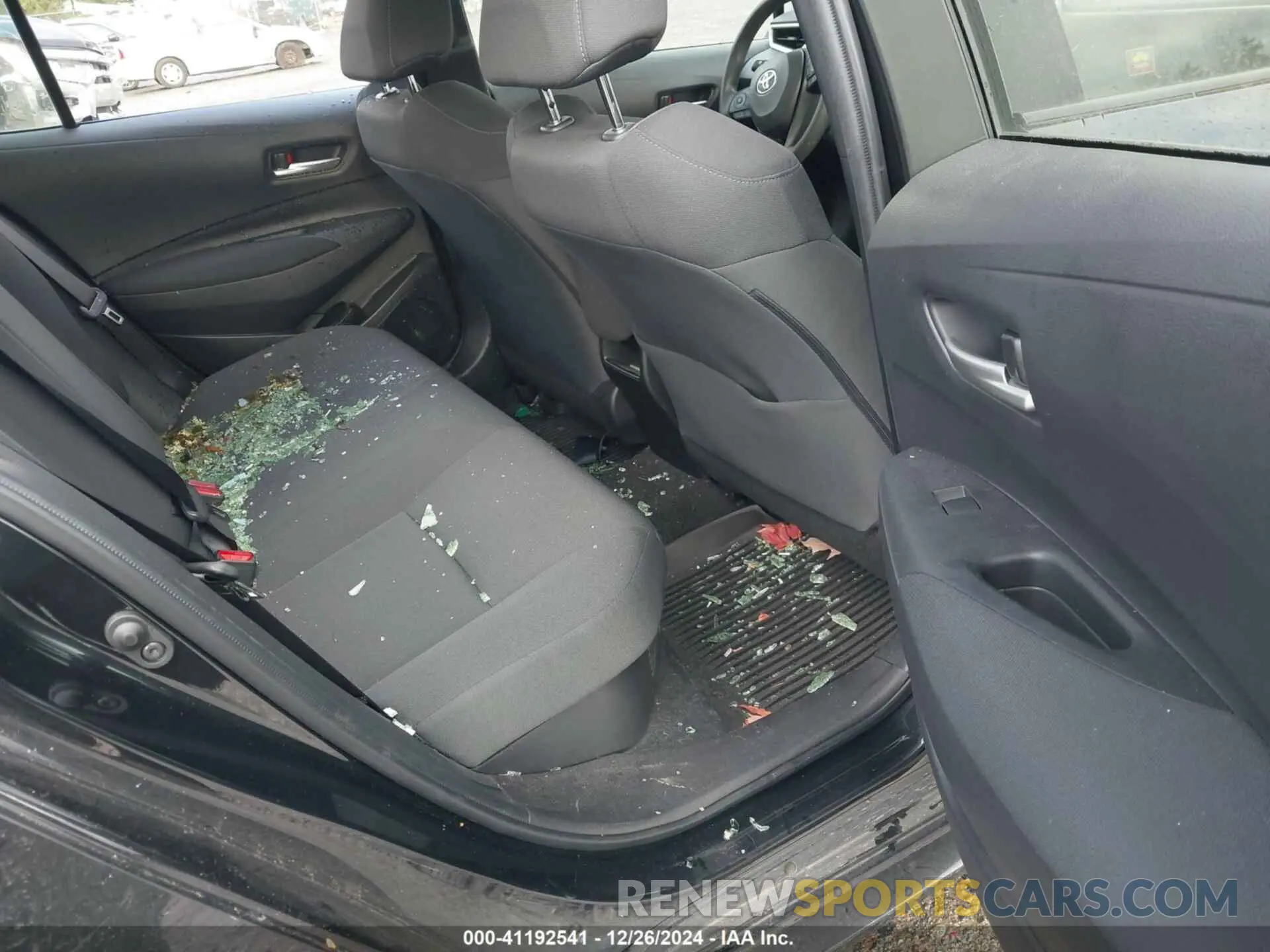 8 fotografías del automóvil dañado JTDEBRBE0LJ012466 TOYOTA COROLLA 2020
