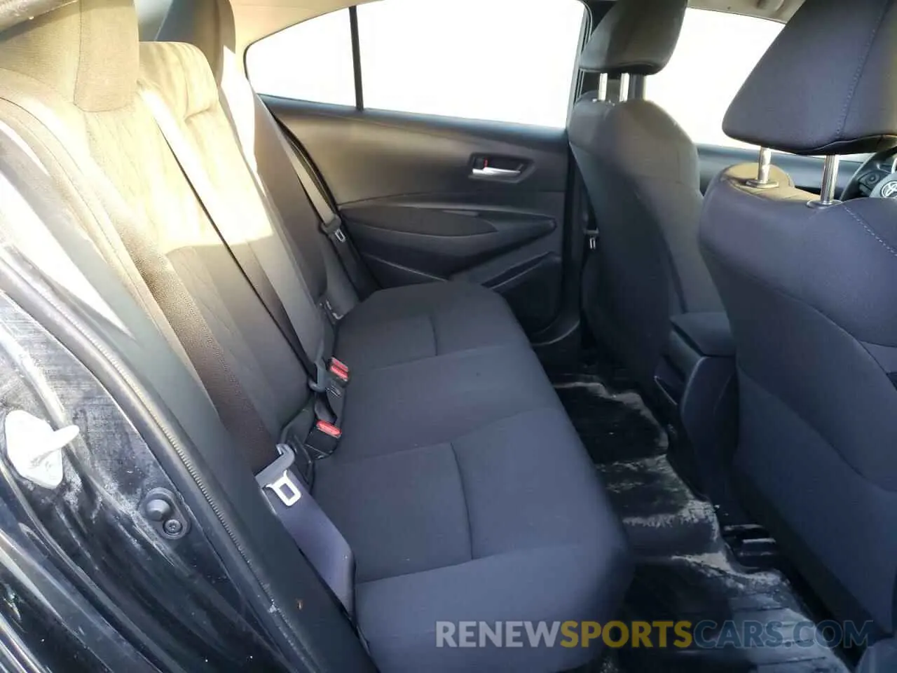 6 fotografías del automóvil dañado JTDEBRBE0LJ018820 TOYOTA COROLLA 2020