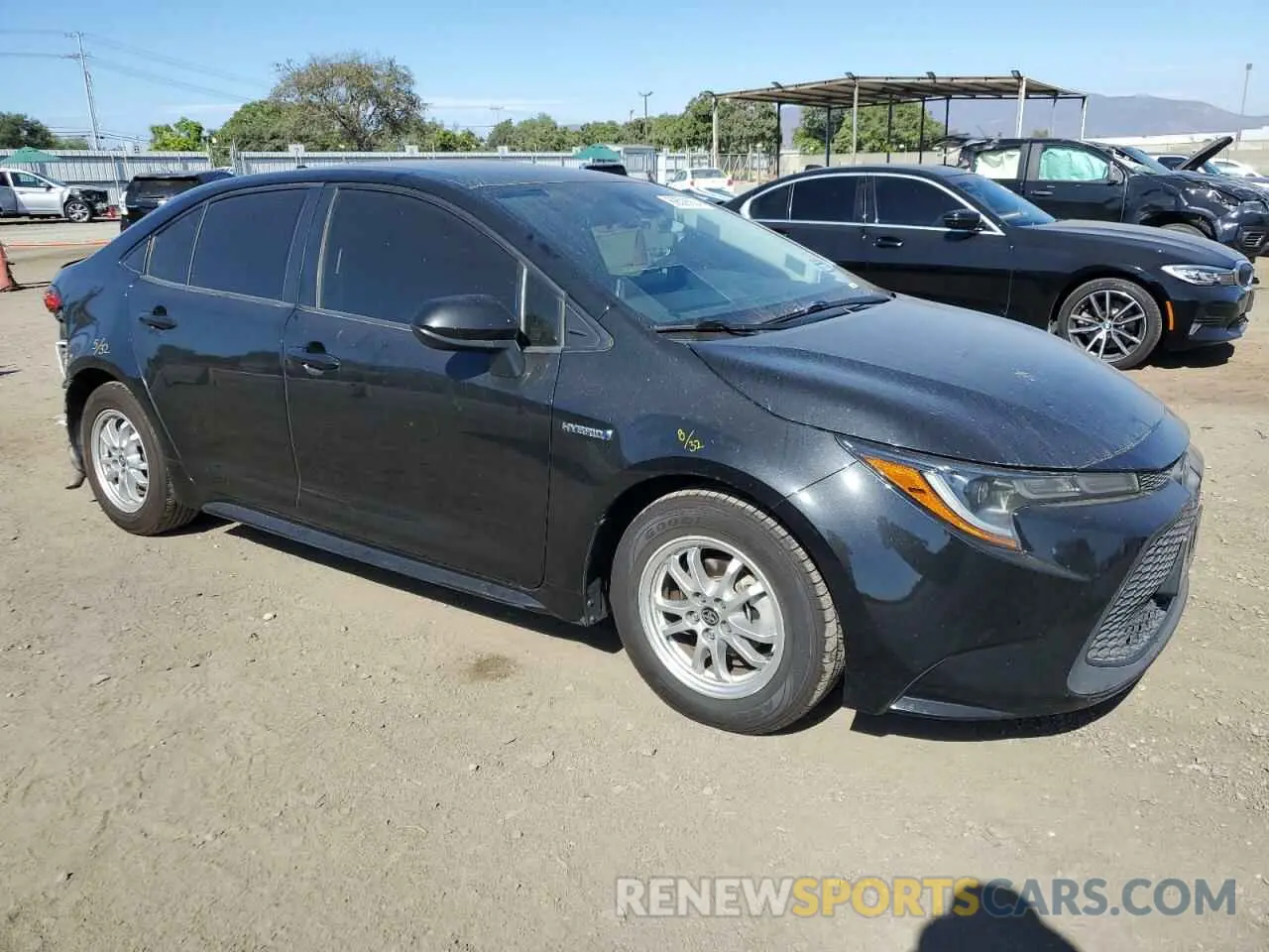 4 fotografías del automóvil dañado JTDEBRBE1LJ005073 TOYOTA COROLLA 2020