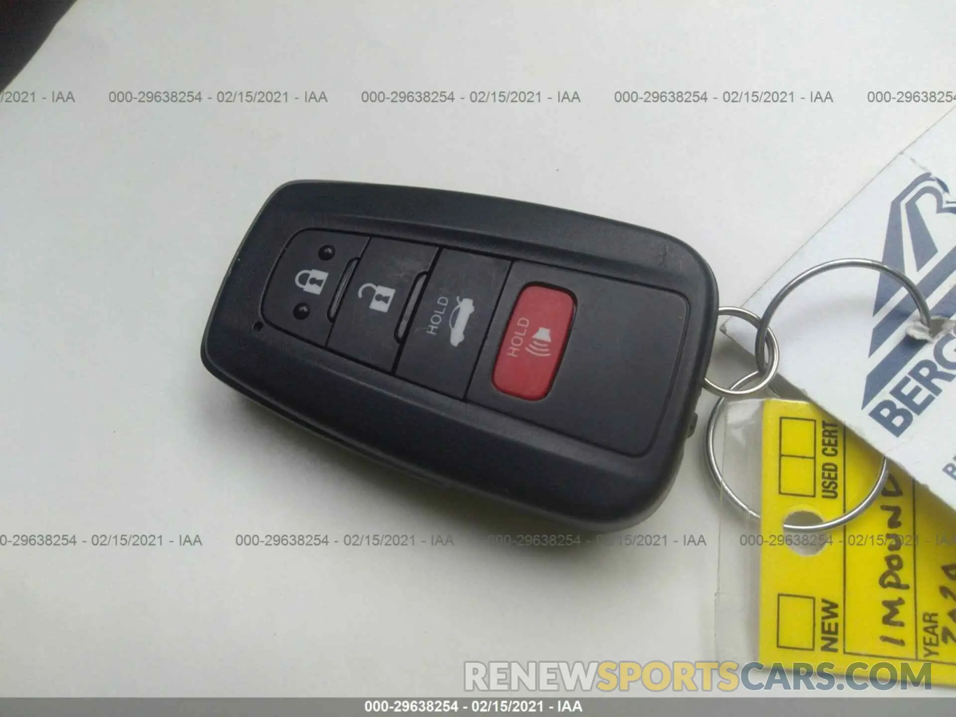 11 fotografías del automóvil dañado JTDEBRBE1LJ007812 TOYOTA COROLLA 2020