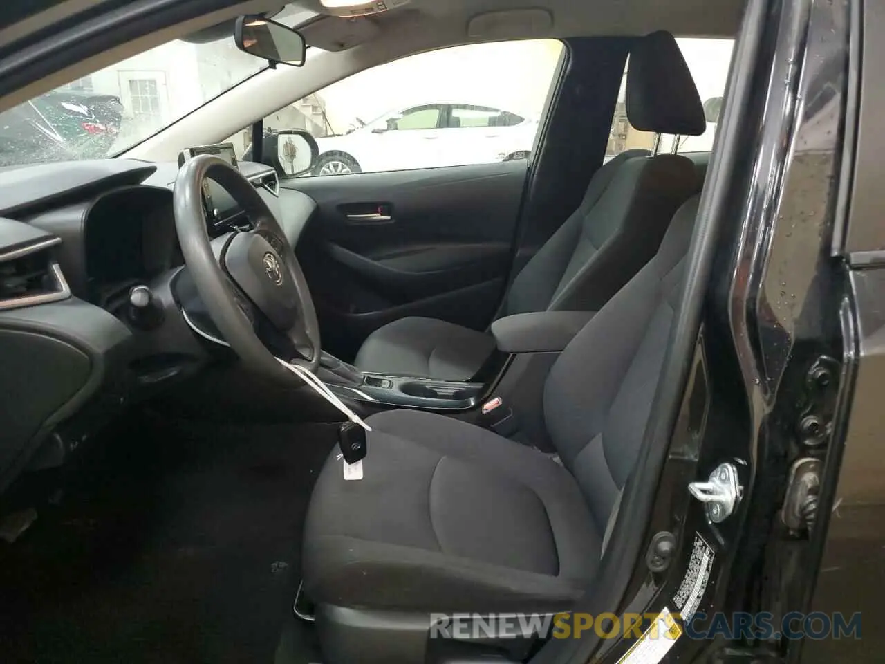 7 fotografías del automóvil dañado JTDEBRBE2LJ004935 TOYOTA COROLLA 2020
