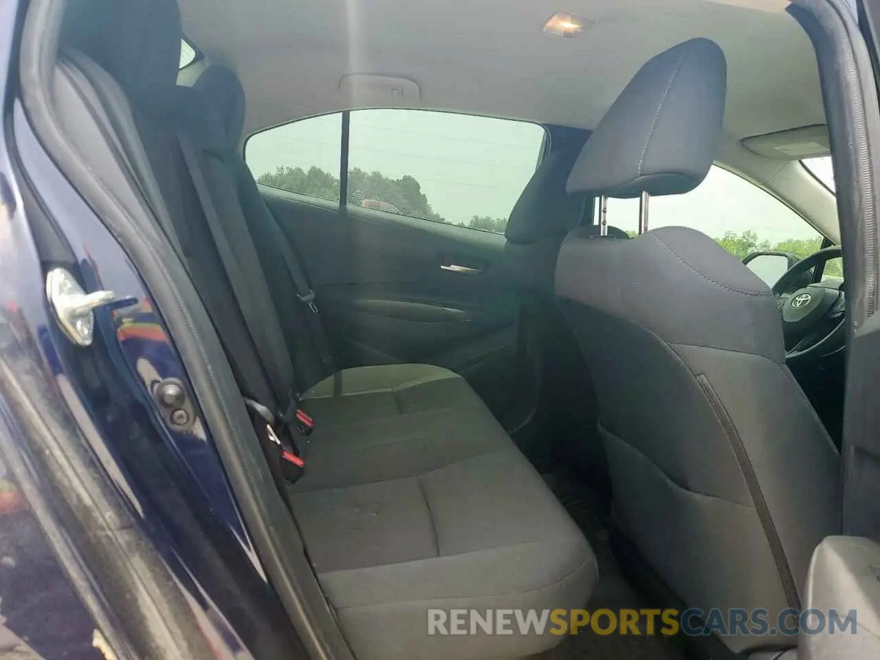 10 fotografías del automóvil dañado JTDEBRBE2LJ023758 TOYOTA COROLLA 2020