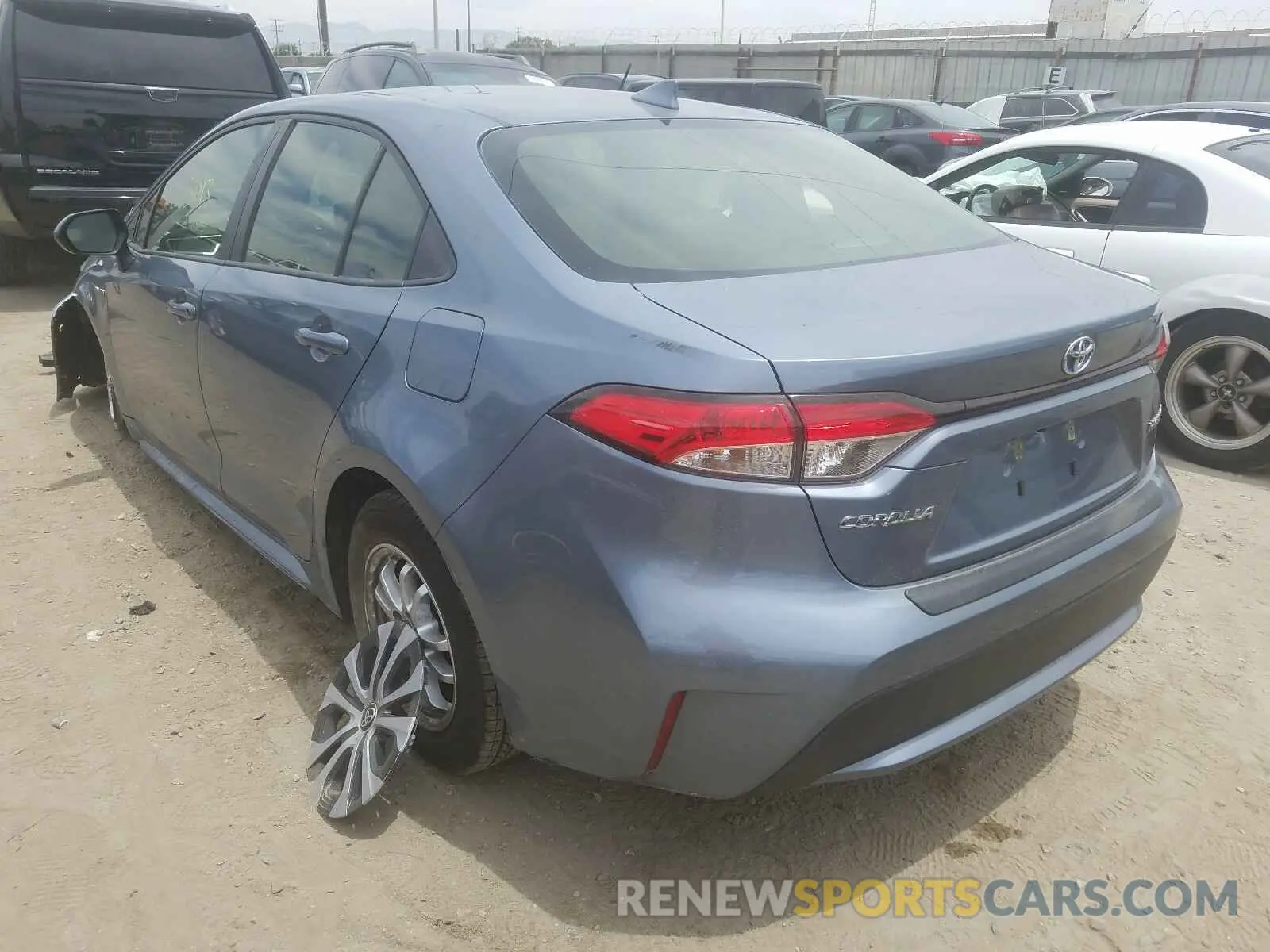 3 fotografías del automóvil dañado JTDEBRBE3LJ020691 TOYOTA COROLLA 2020